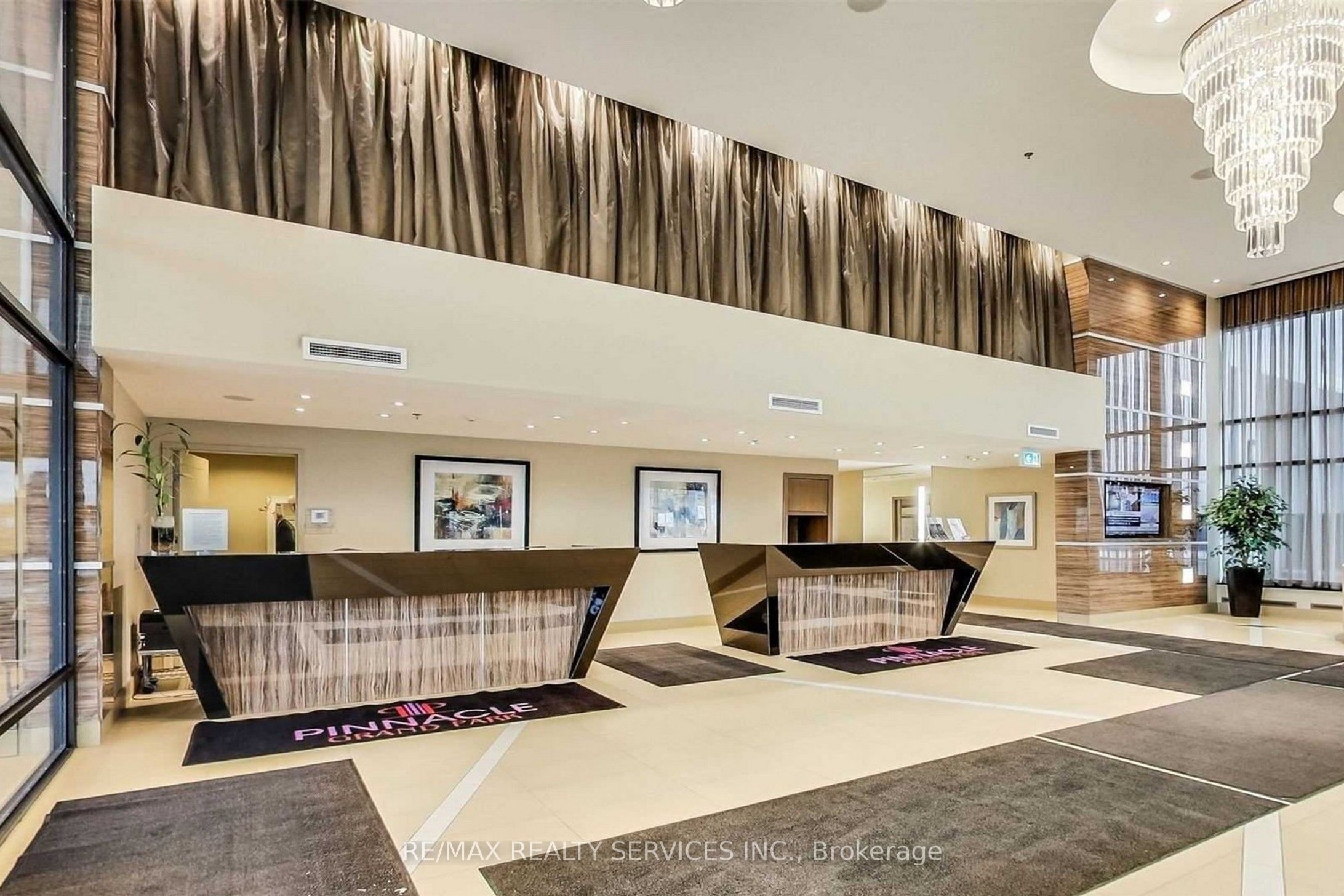 3985 Grand Park Drive 1511, Mississauga, ON L5B 0H8 photo 3