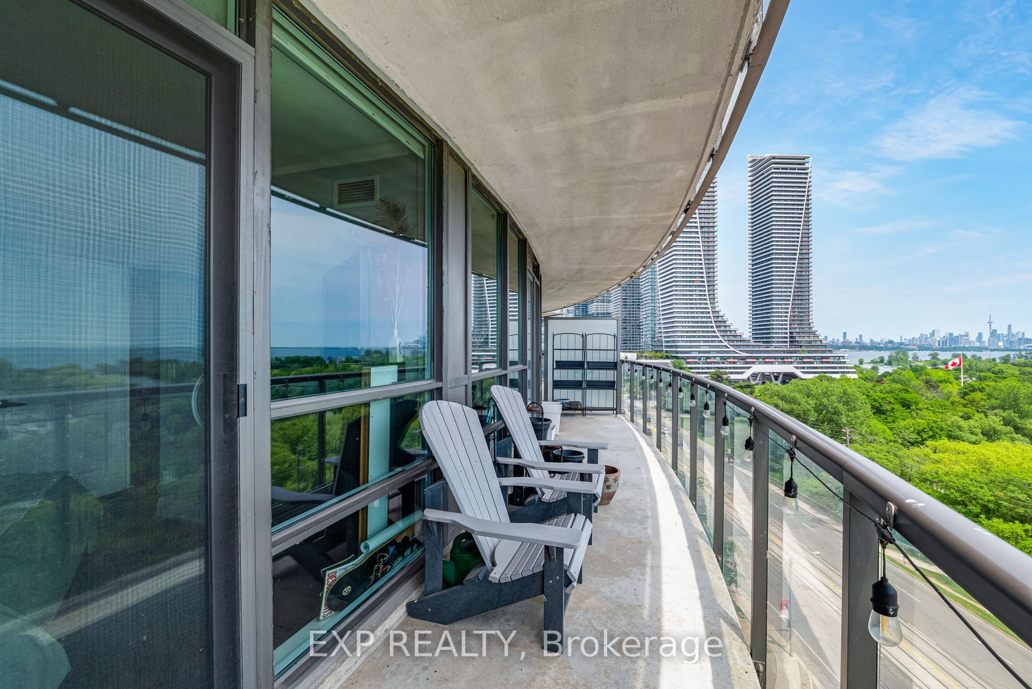 2230 Lake Shore Boulevard W 808, Toronto, ON M8V 0B2 photo 3