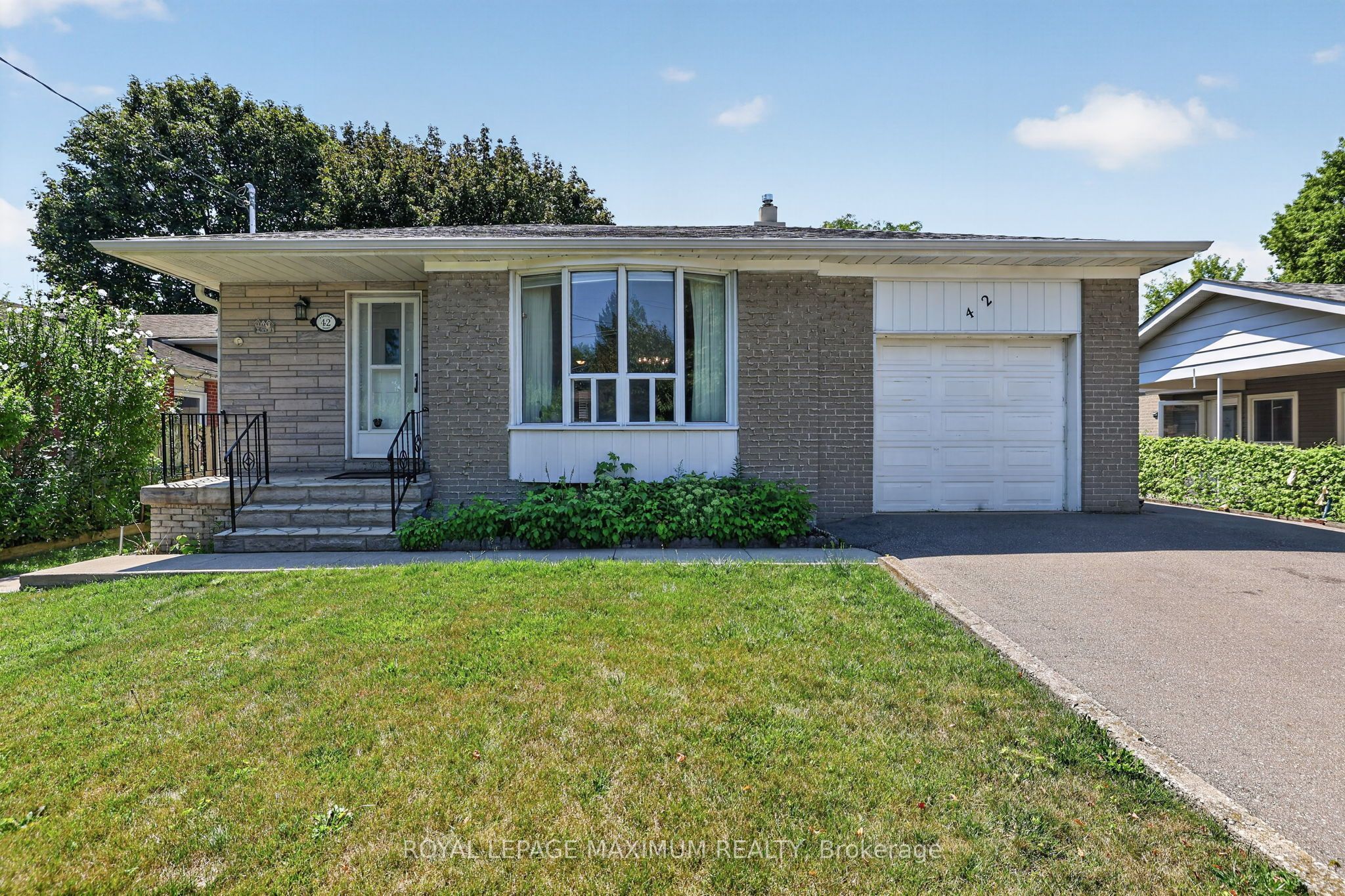42 Pergola Road, Toronto, ON M9W 5K6