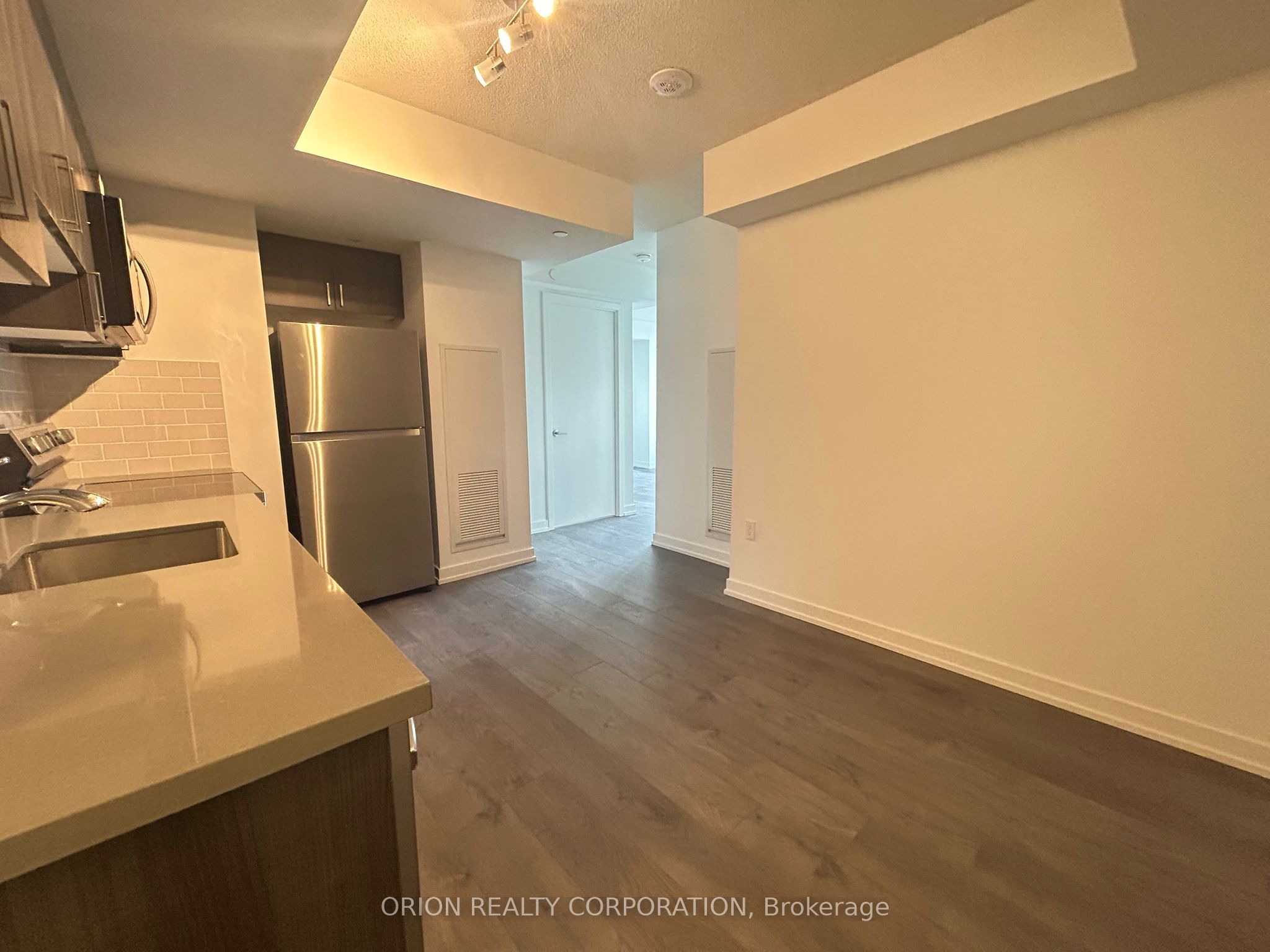 556 Marlee Avenue 427, Toronto, ON M6B 0B1 photo 4
