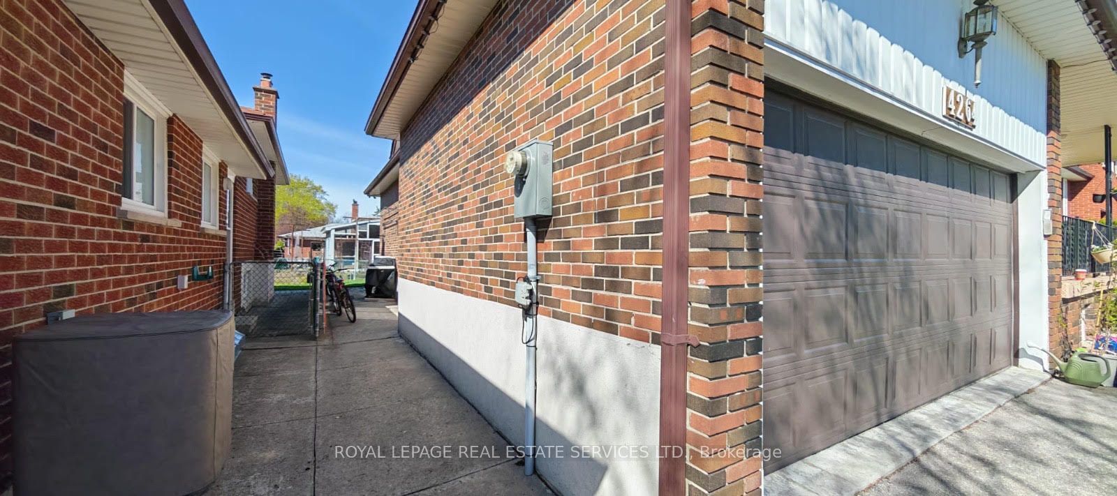 4264 Brandon Gate Drive Basement, Mississauga, ON L4T 3K4 photo 3