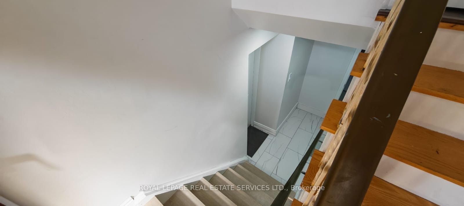 4264 Brandon Gate Drive Basement, Mississauga, ON L4T 3K4 photo 4