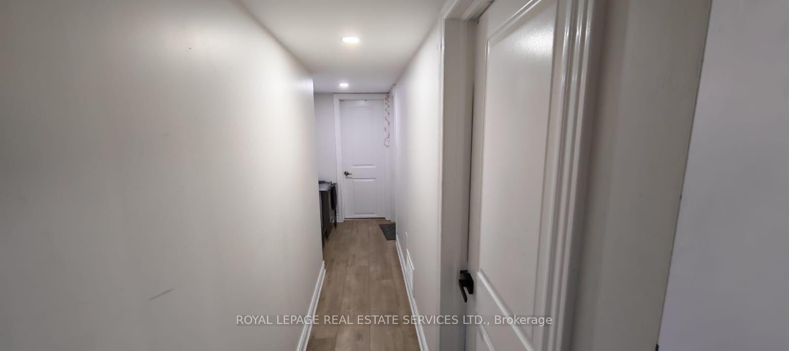 4264 Brandon Gate Drive Basement, Mississauga, ON L4T 3K4 photo 5