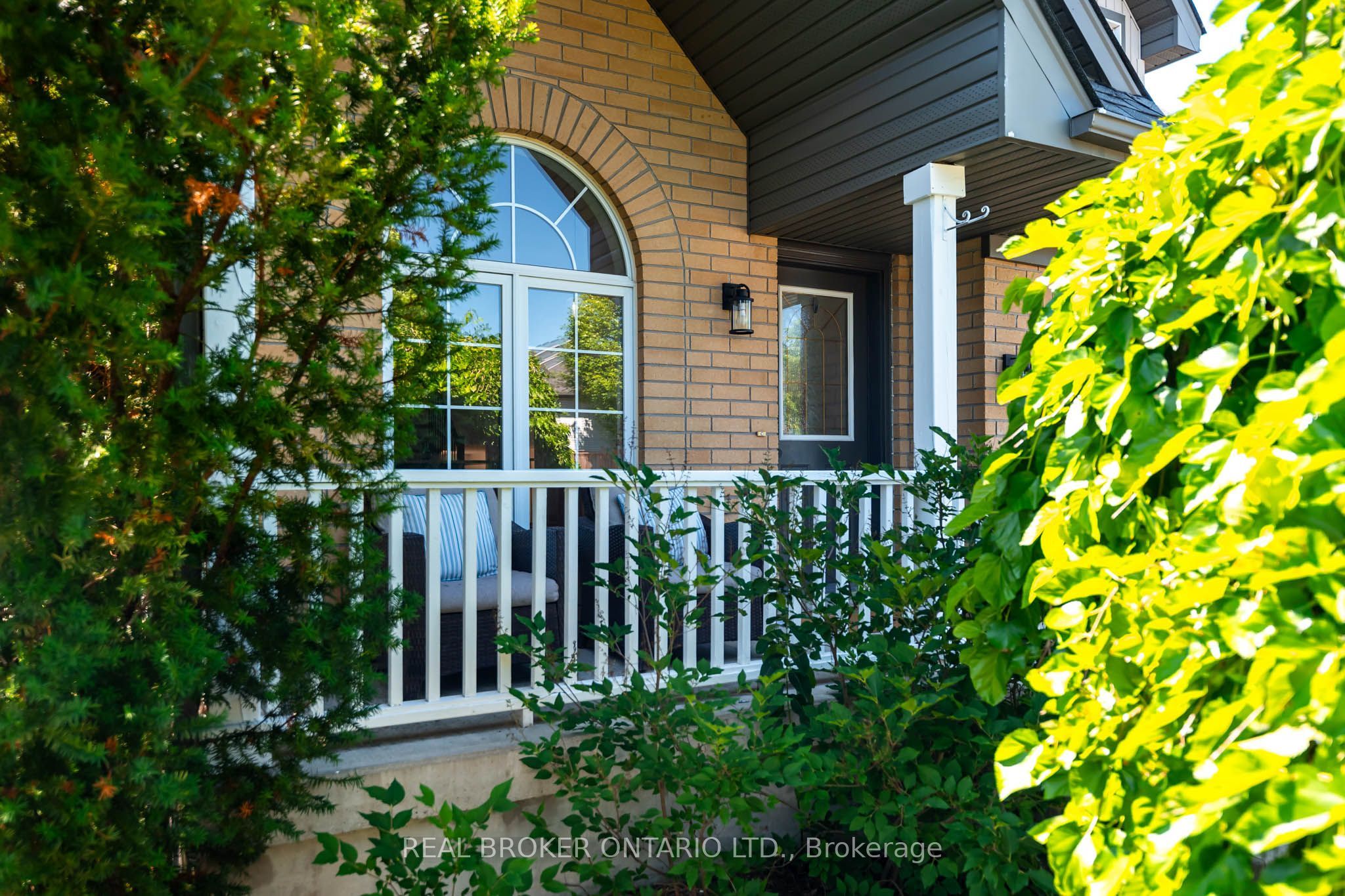 83 Biscayne Crescent, Orangeville, ON L9W 5E1 photo 2