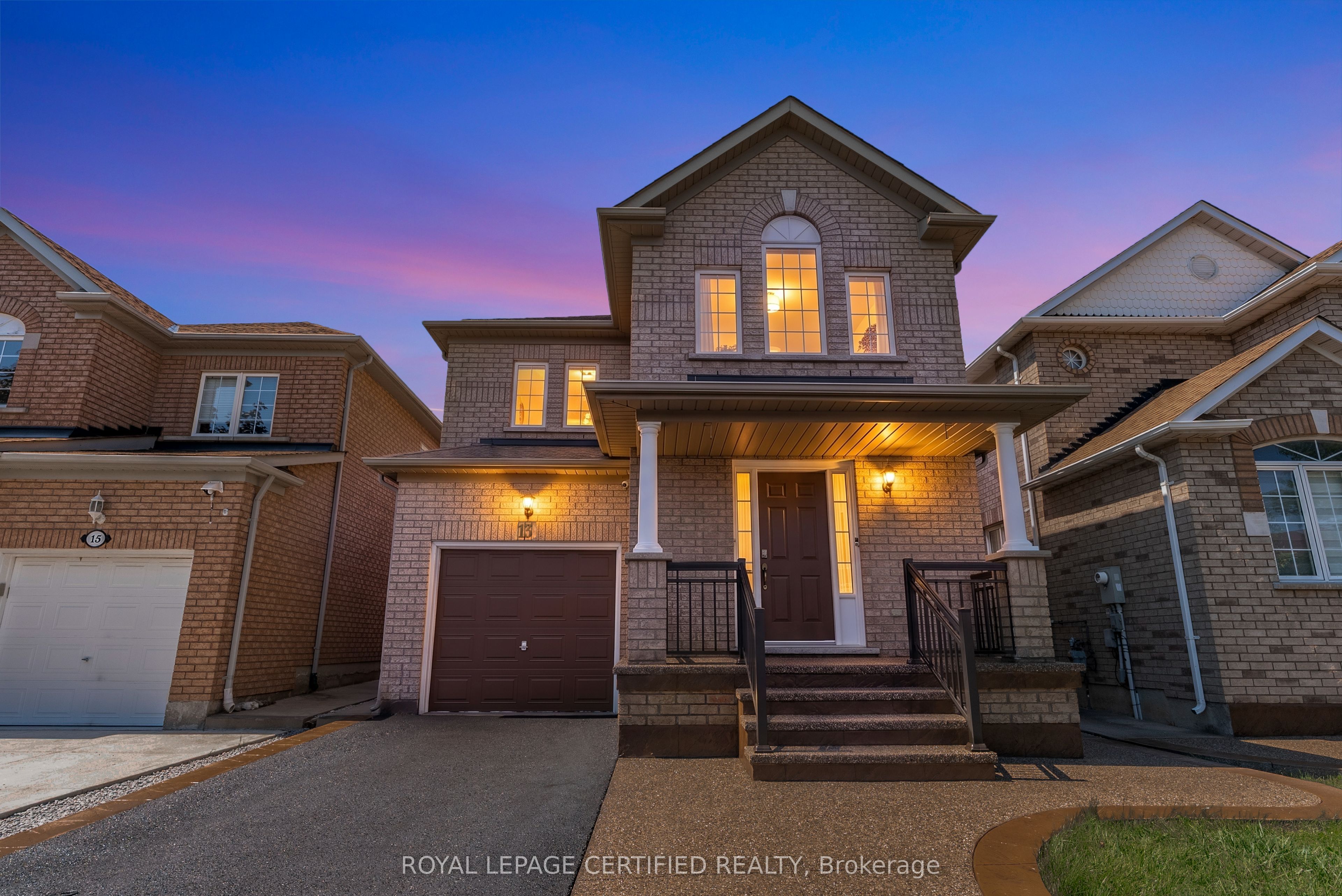 13 Heartleaf Crescent, Brampton, ON L7A 2B9 photo 2