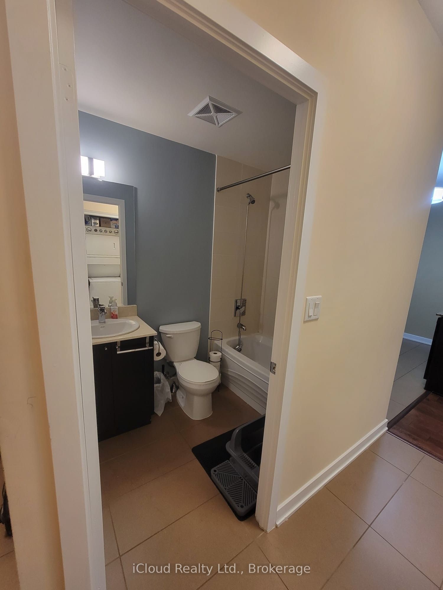 4070 Confederation Parkway 2409, Mississauga, ON L5B 0E9 photo 5