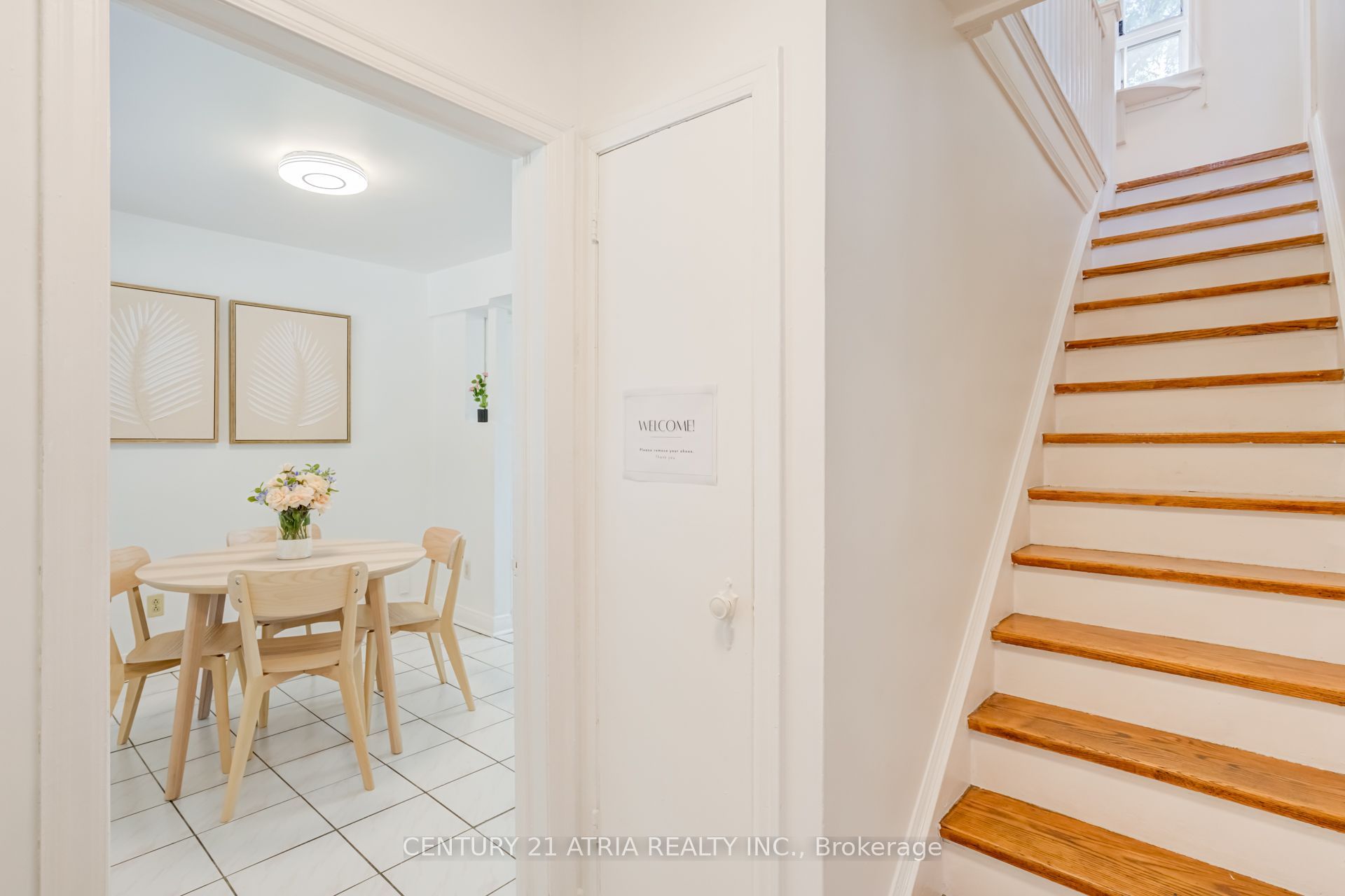 21 Mahoney Avenue, Toronto, ON M6M 2H5 photo 4
