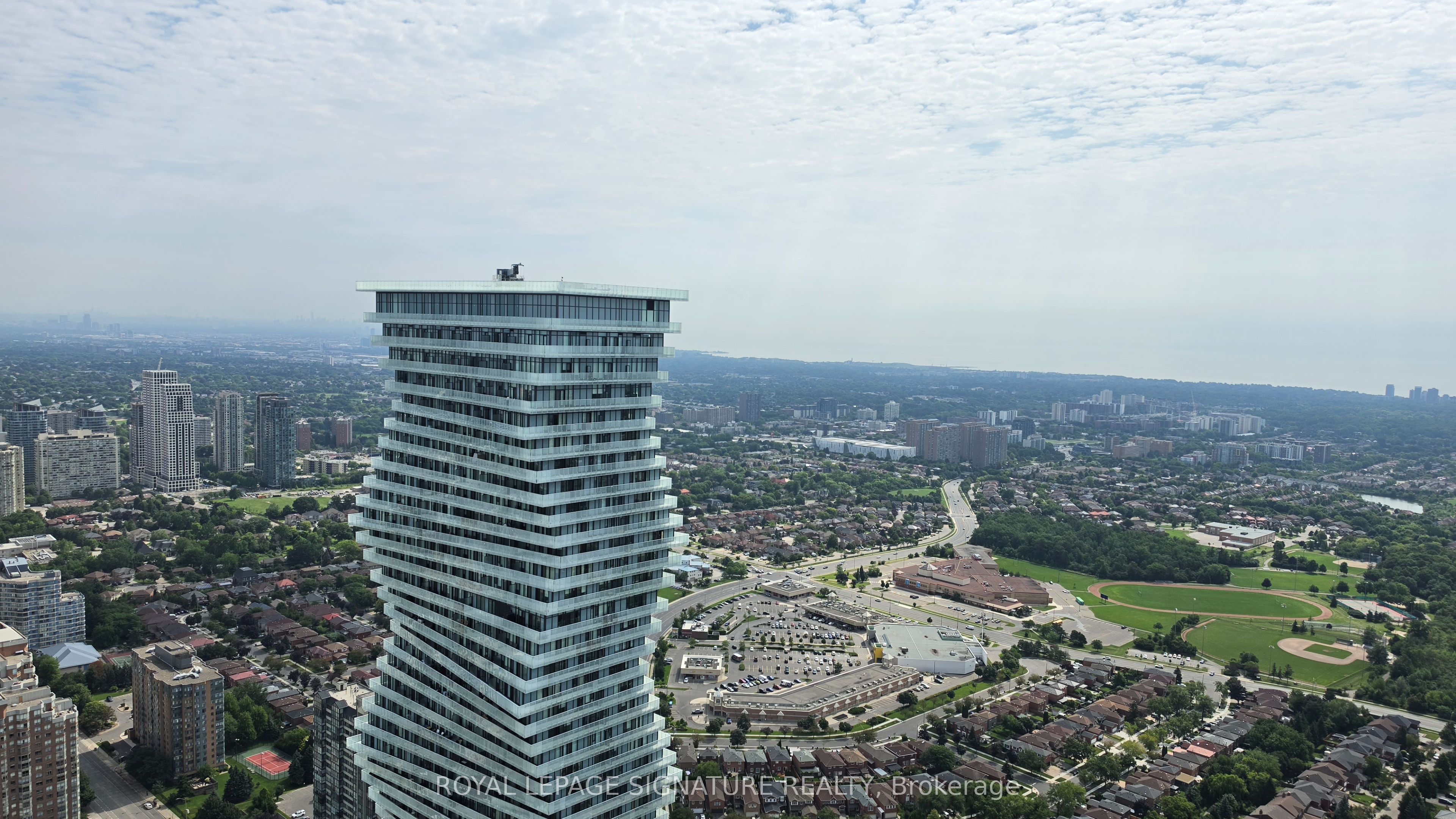 448 Burnhamthorpe Road 6208, Mississauga, ON L5B 0R4