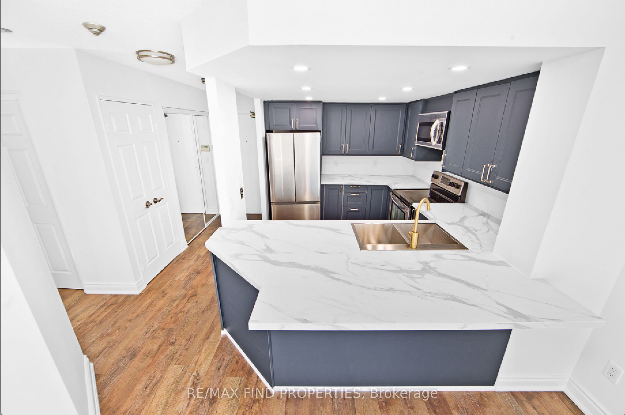 335 Webb Drive 1907, Mississauga, ON L5B 4A1 photo 4