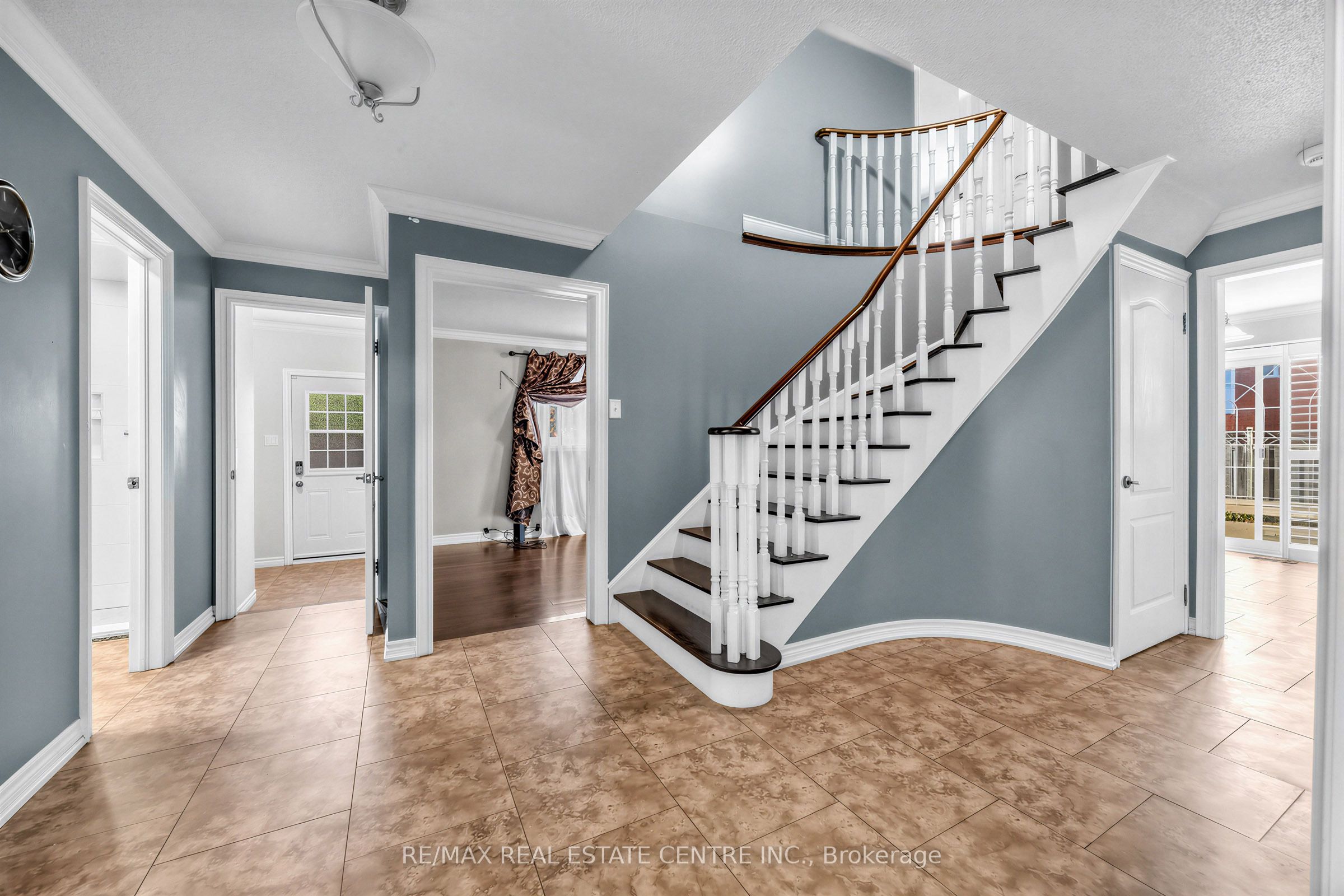 10 Diane Court, Brampton, ON L6Y 3E3 photo 5