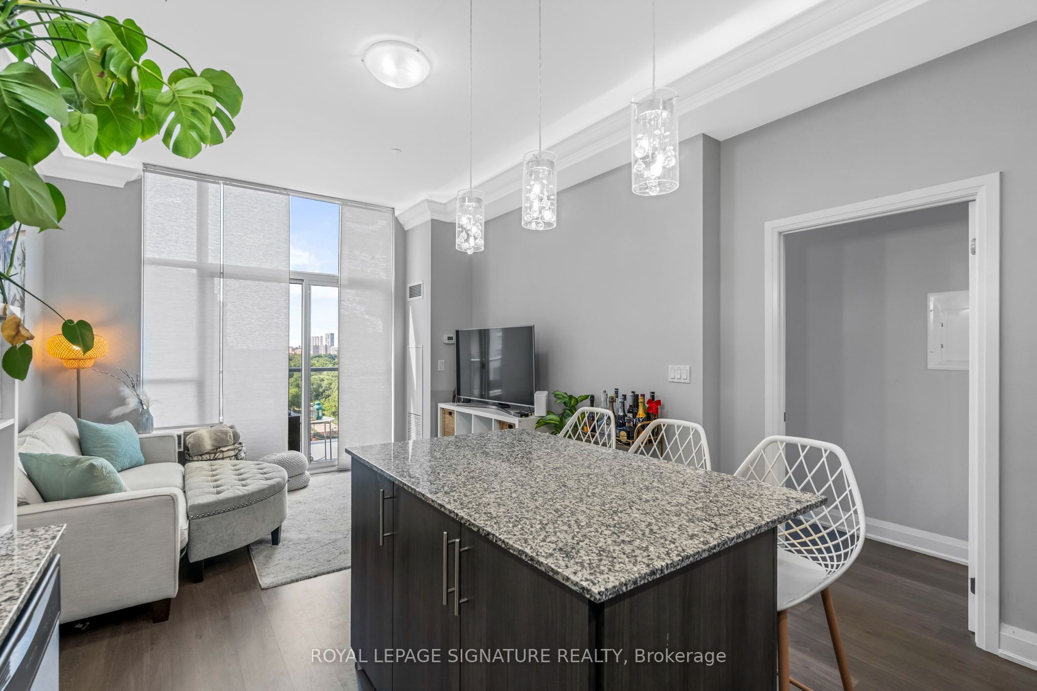 35 Fontenay Court 1203, Toronto, ON M9A 0E2 photo 4