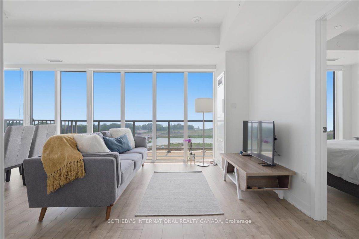 220 Missinnihe Way 705, Mississauga, ON L5H 0A9