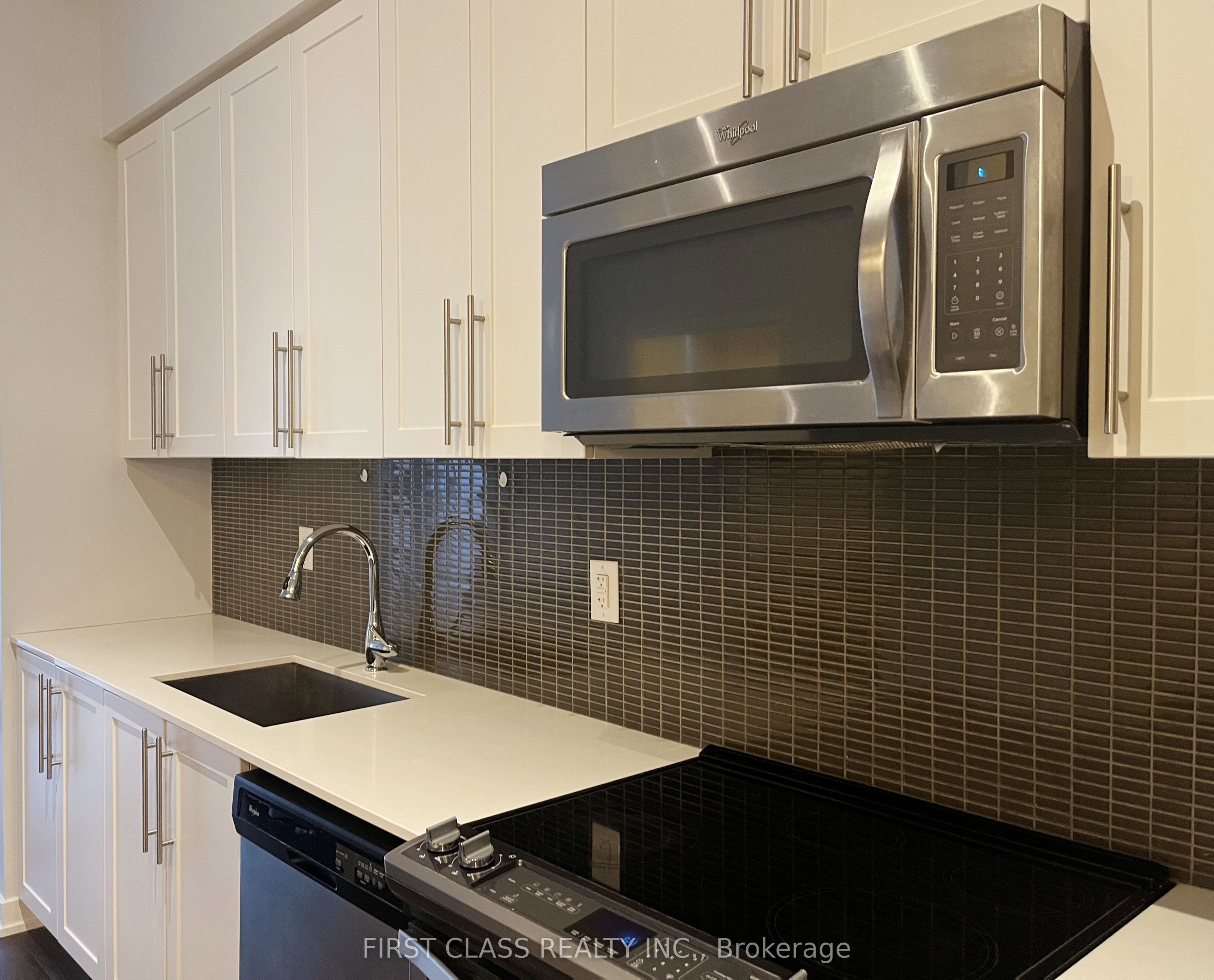 4011 Brickstone Mews 711, Mississauga, ON L5B 0J7 photo 4