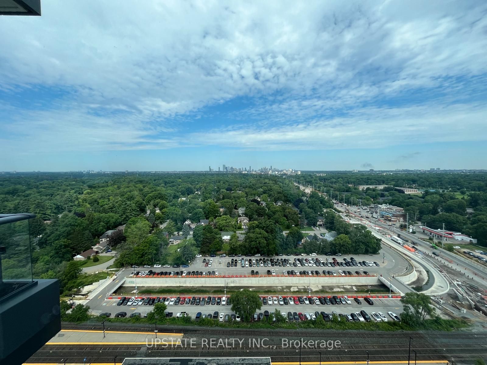 28 Ann Street 2008, Mississauga, ON L5G 3G1