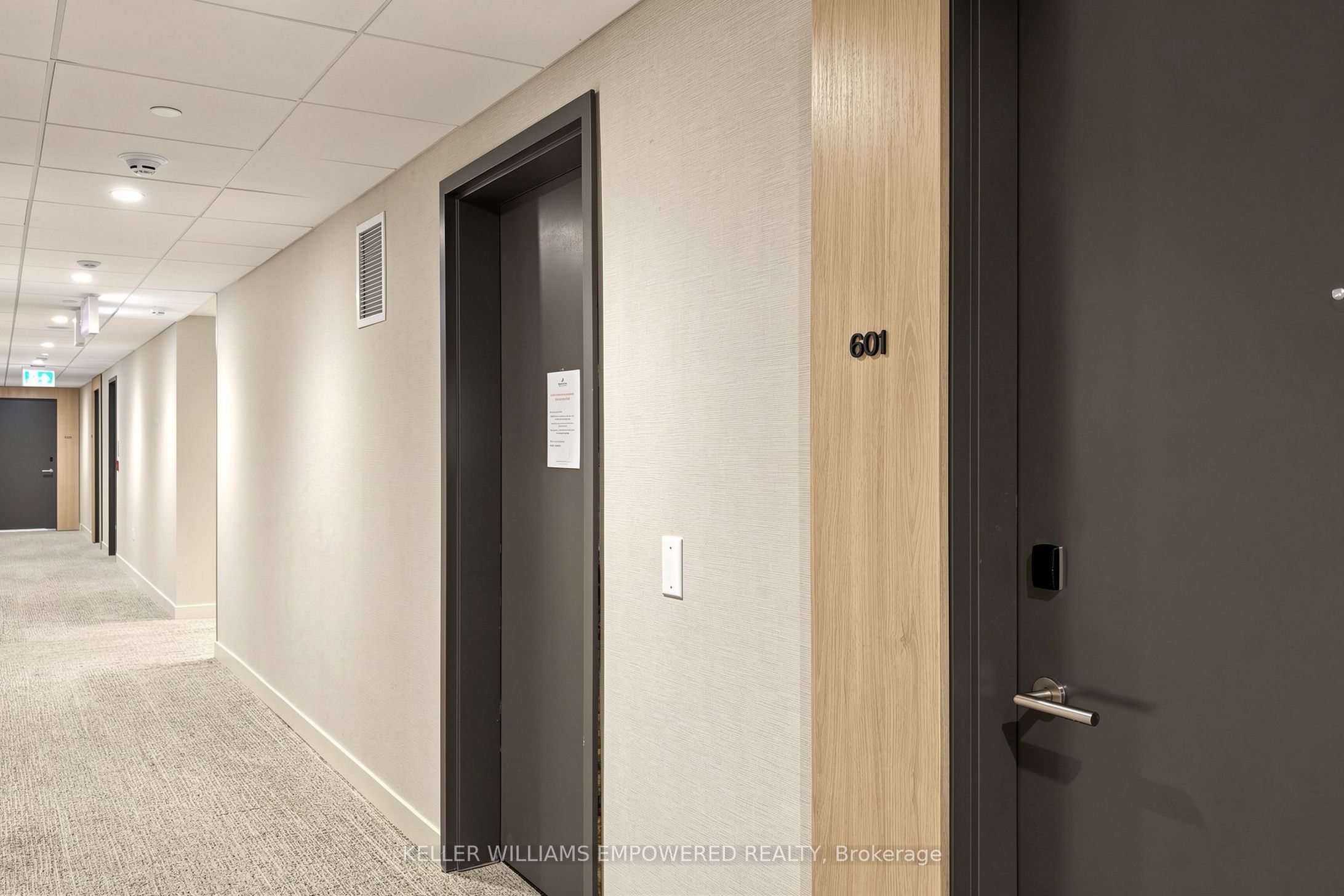 4365 Bloor Street W 601, Toronto, ON M9C 0E2 photo 3