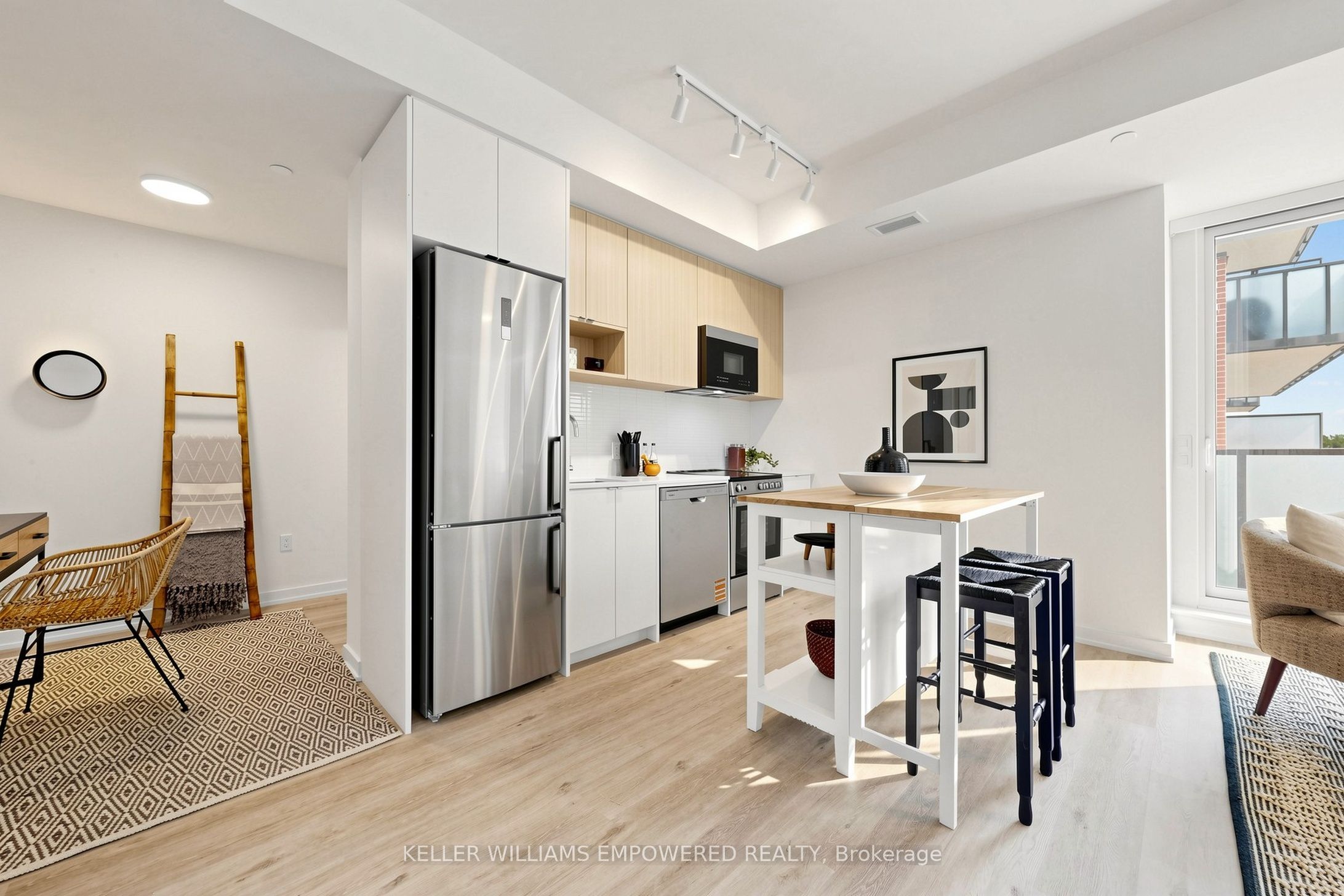 4365 Bloor Street W 601, Toronto, ON M9C 0E2 photo 5