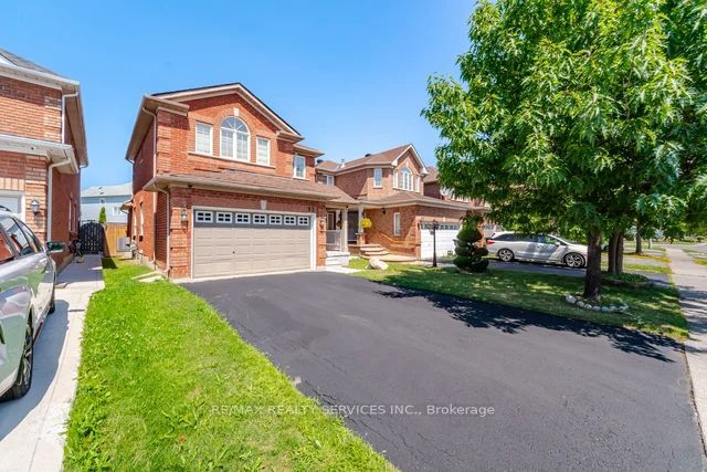 92 Orchid Drive, Brampton, ON L7A 2C4 photo 2