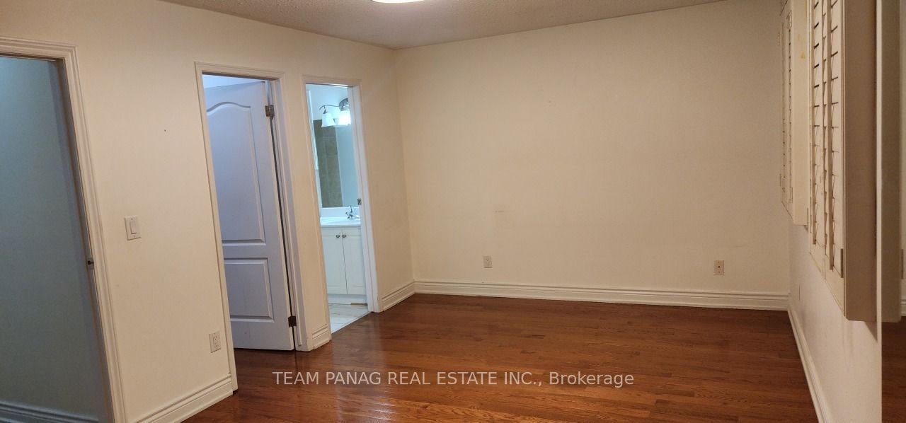 12 Jeremy Place #Upper, Brampton, ON L6S 5K6 photo 4