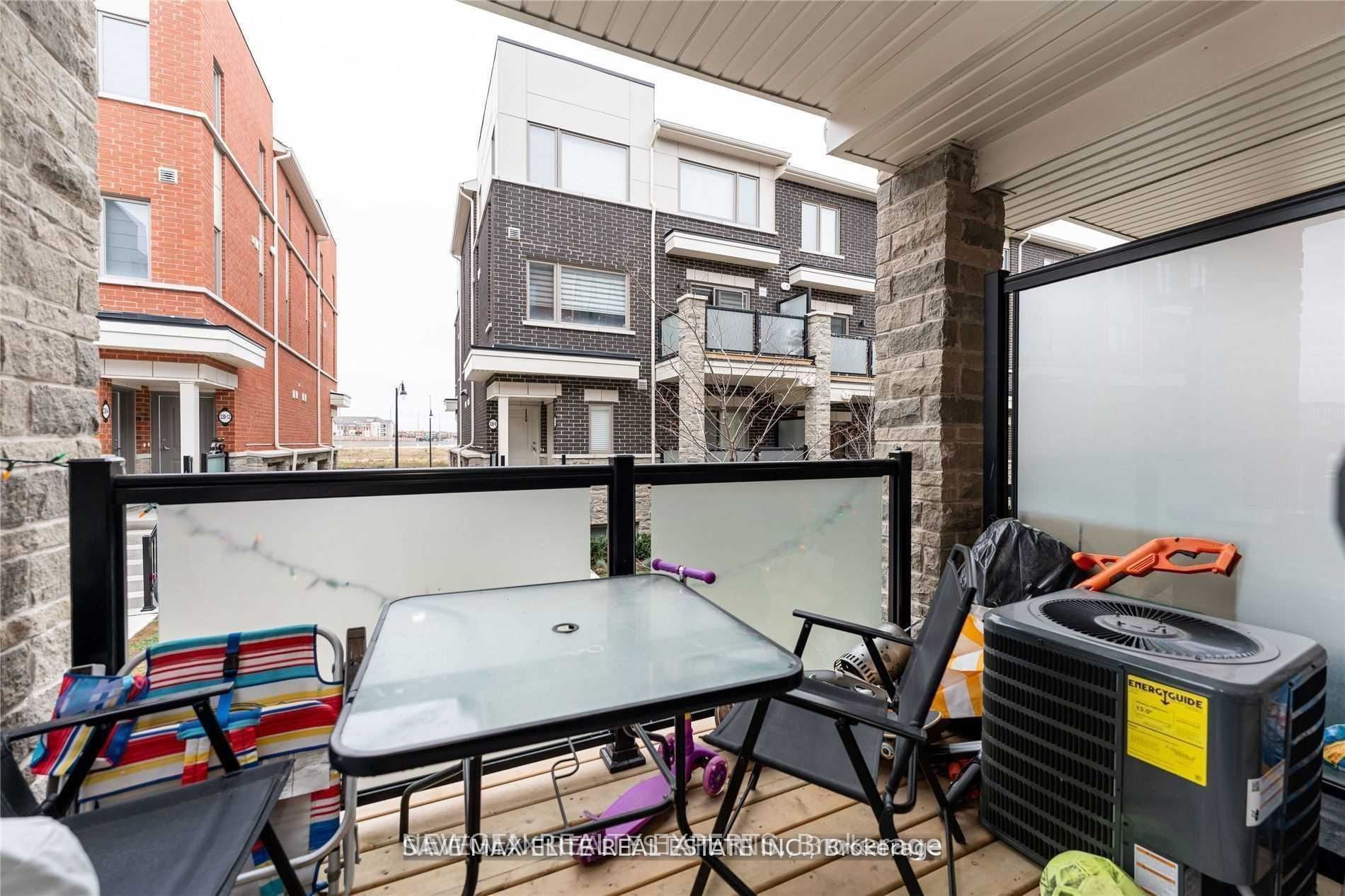 250 Lagerfeld Drive 8, Brampton, ON L7A 5G9 photo 3