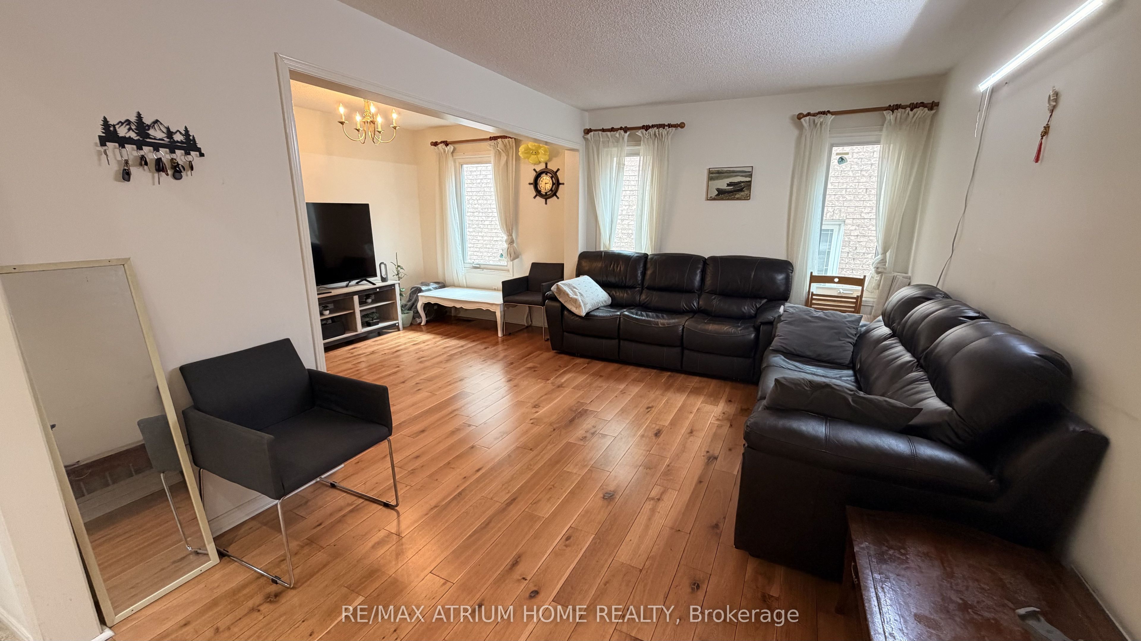 5389 Wilderness Trail Main, Mississauga, ON L4Z 4A8 photo 3