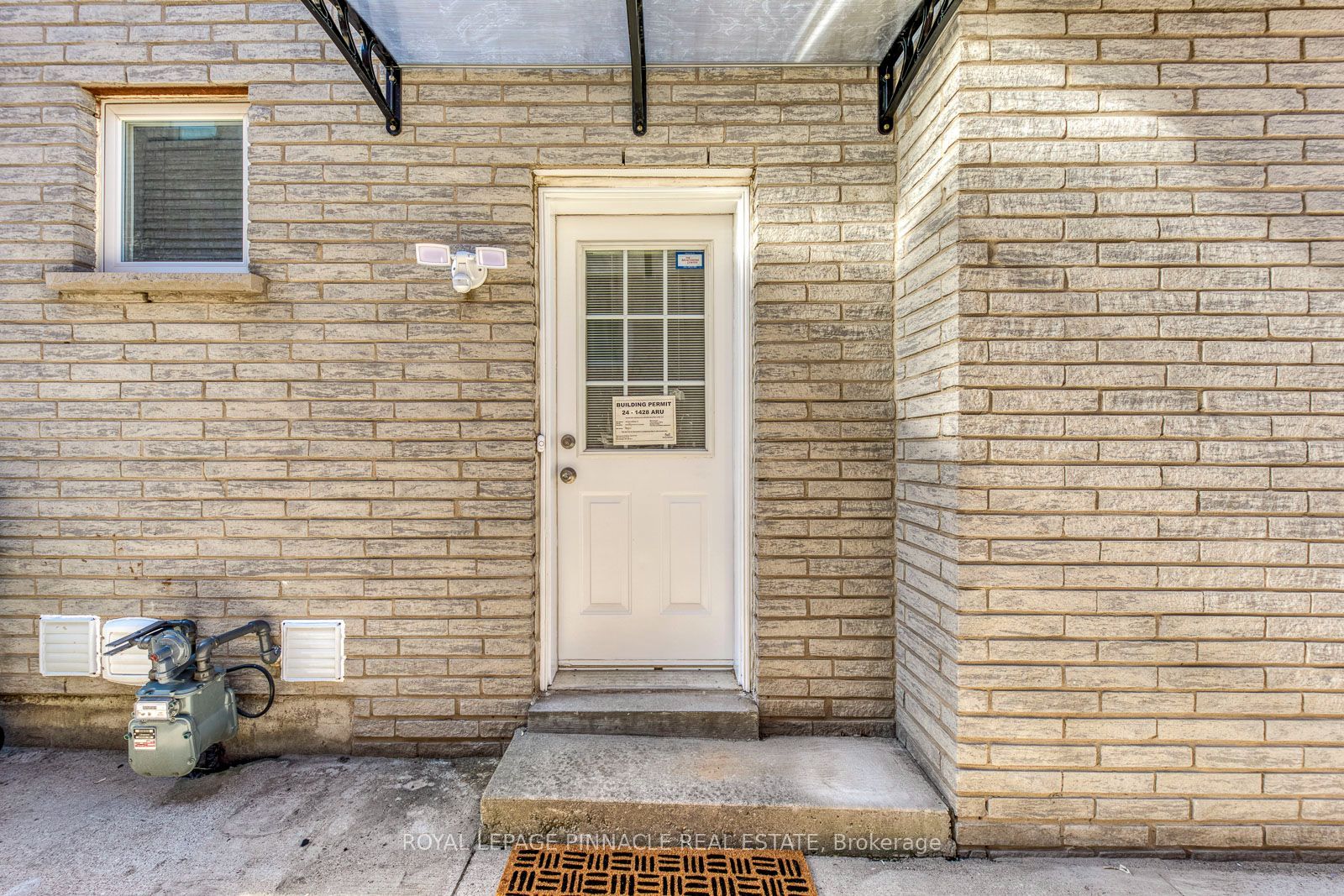 1292 Willowbank Trail Lower, Mississauga, ON L4W 5M5 photo 2