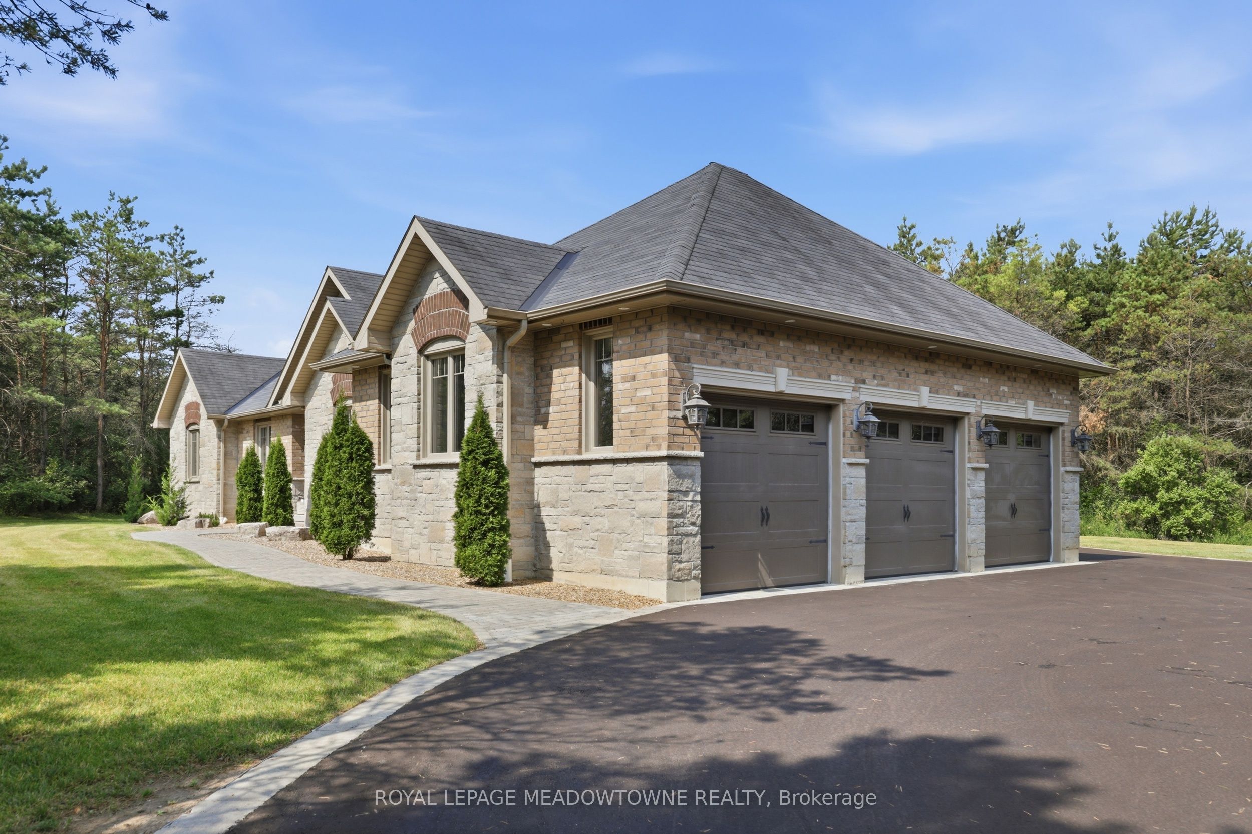 20 Buckstown Trail, Caledon, ON L7E 4H7 photo 2