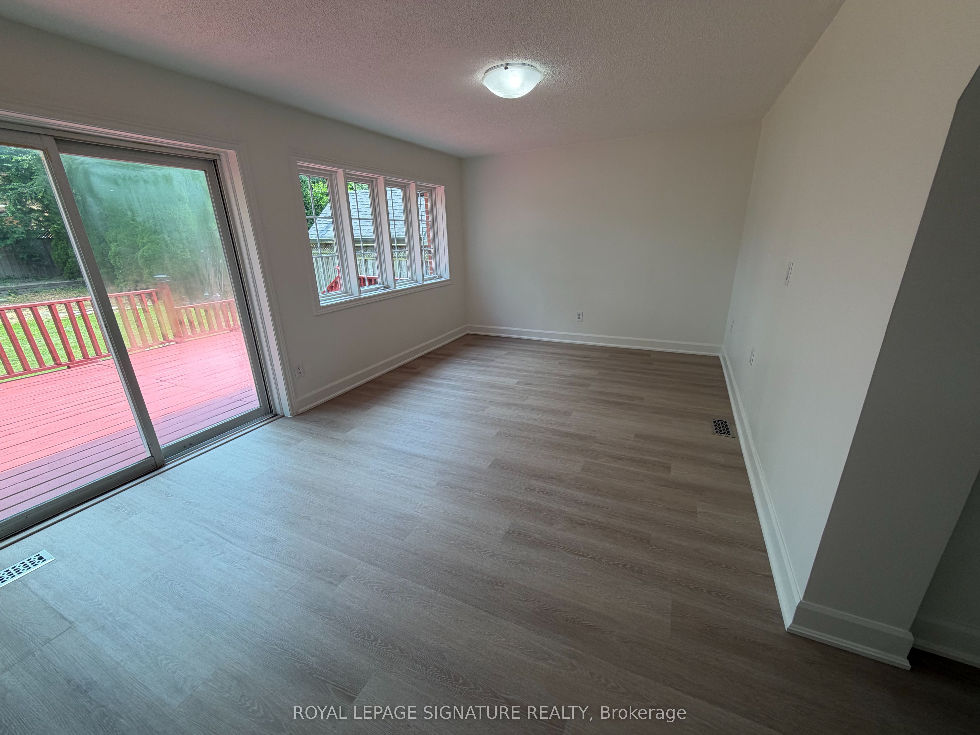834 Mississauga Valley Boulevard, Mississauga, ON L5A 1Z8 photo 5
