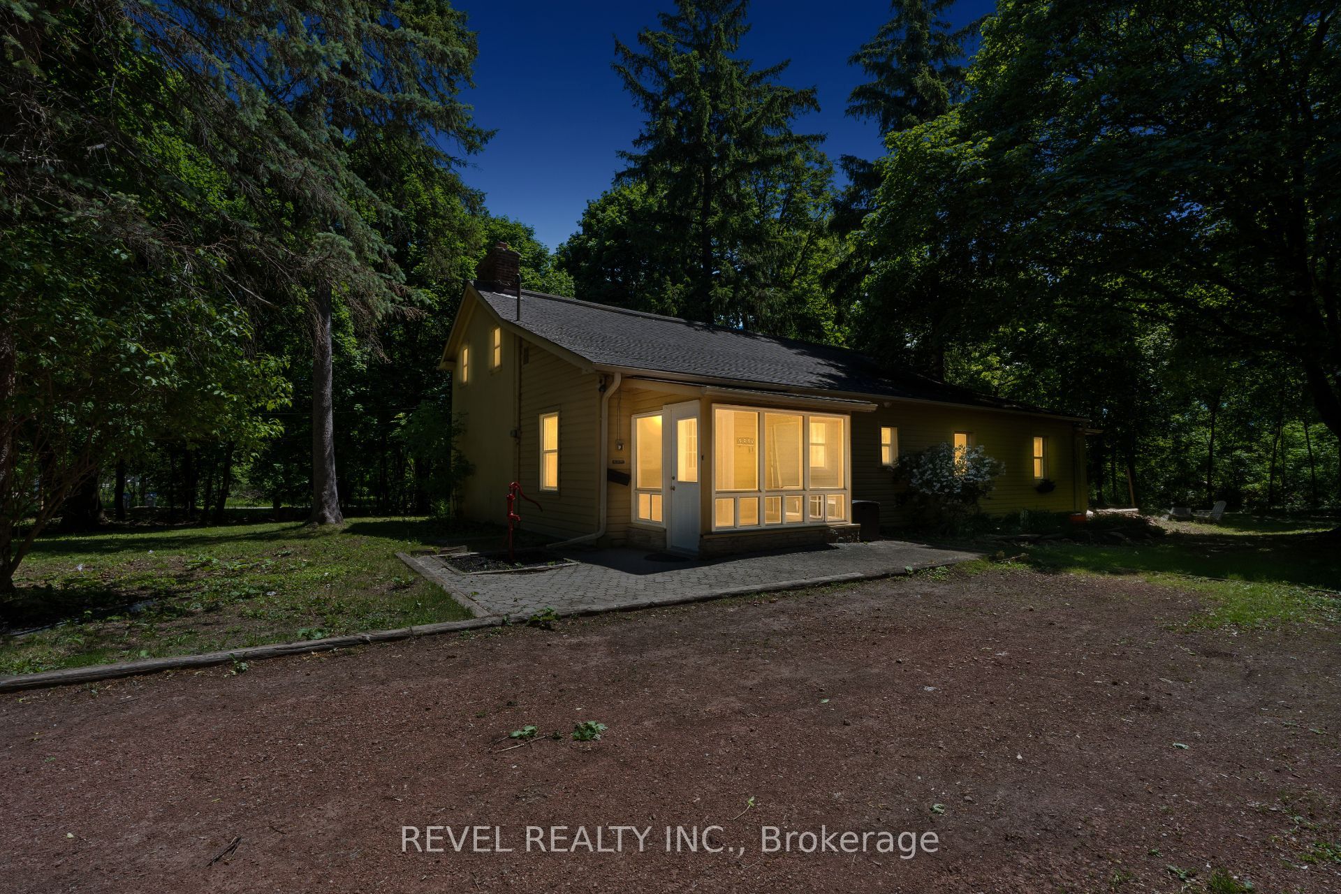 41 Mill Street, Mississauga, ON L5M 1Y3 photo 3