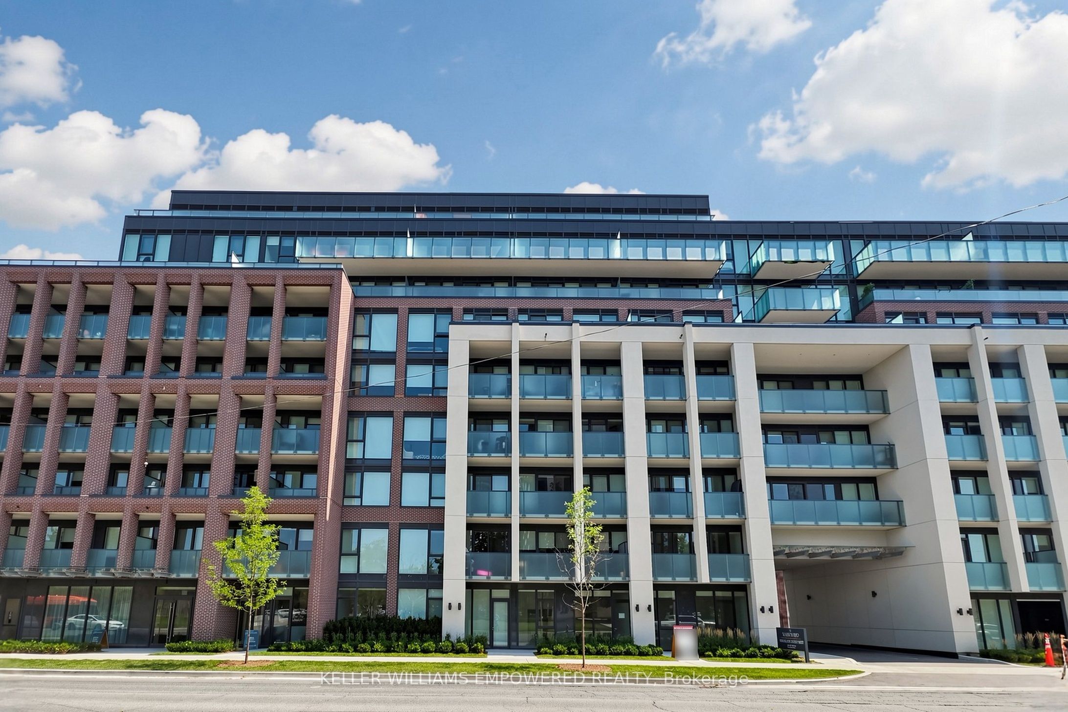 4365 Bloor Street W 904, Toronto, ON M9C 0E2
