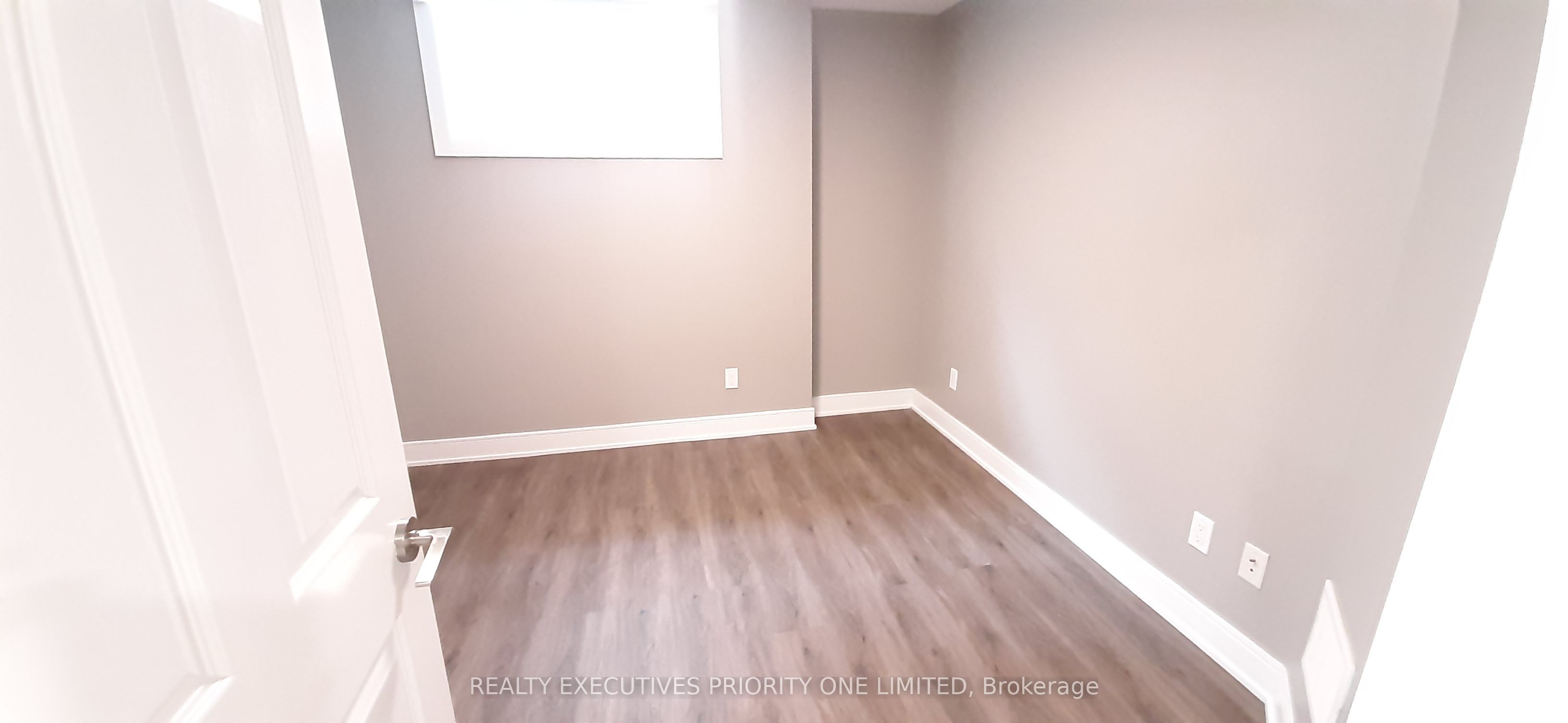 138 Day Avenue, Toronto, ON M6E 3W3 photo 5