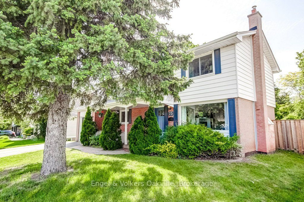 75 Ridge Drive, Oakville, ON L6H 1B7 photo 3