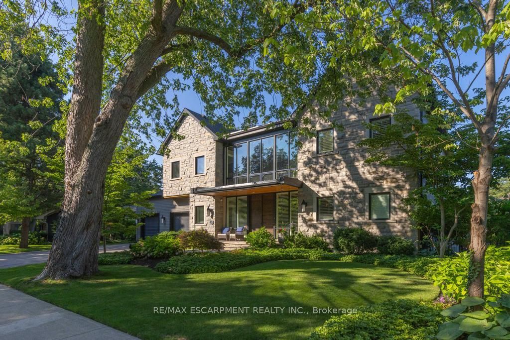 253 Rossmore Boulevard, Burlington, ON L7N 1R4 photo 3