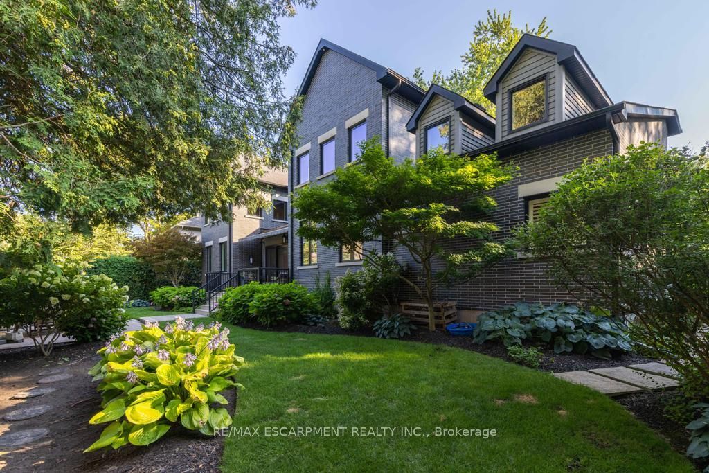 253 Rossmore Boulevard, Burlington, ON L7N 1R4 photo 4