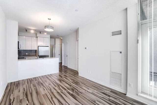 55 Eglinton Avenue W 2010, Mississauga, ON L5R 0E4 photo 4