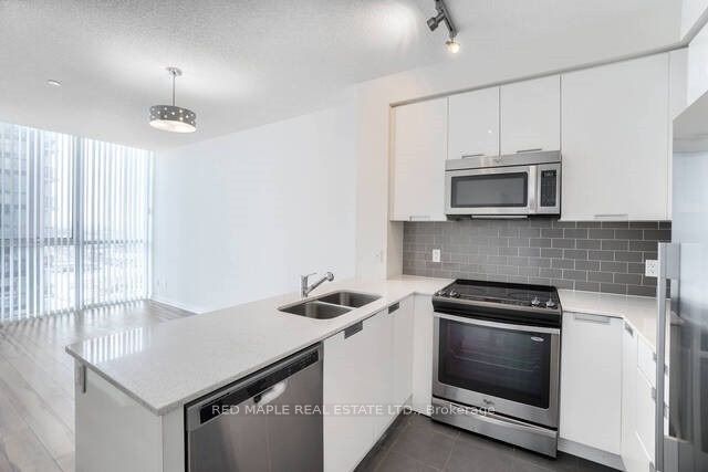 55 Eglinton Avenue W 2010, Mississauga, ON L5R 0E4 photo 5