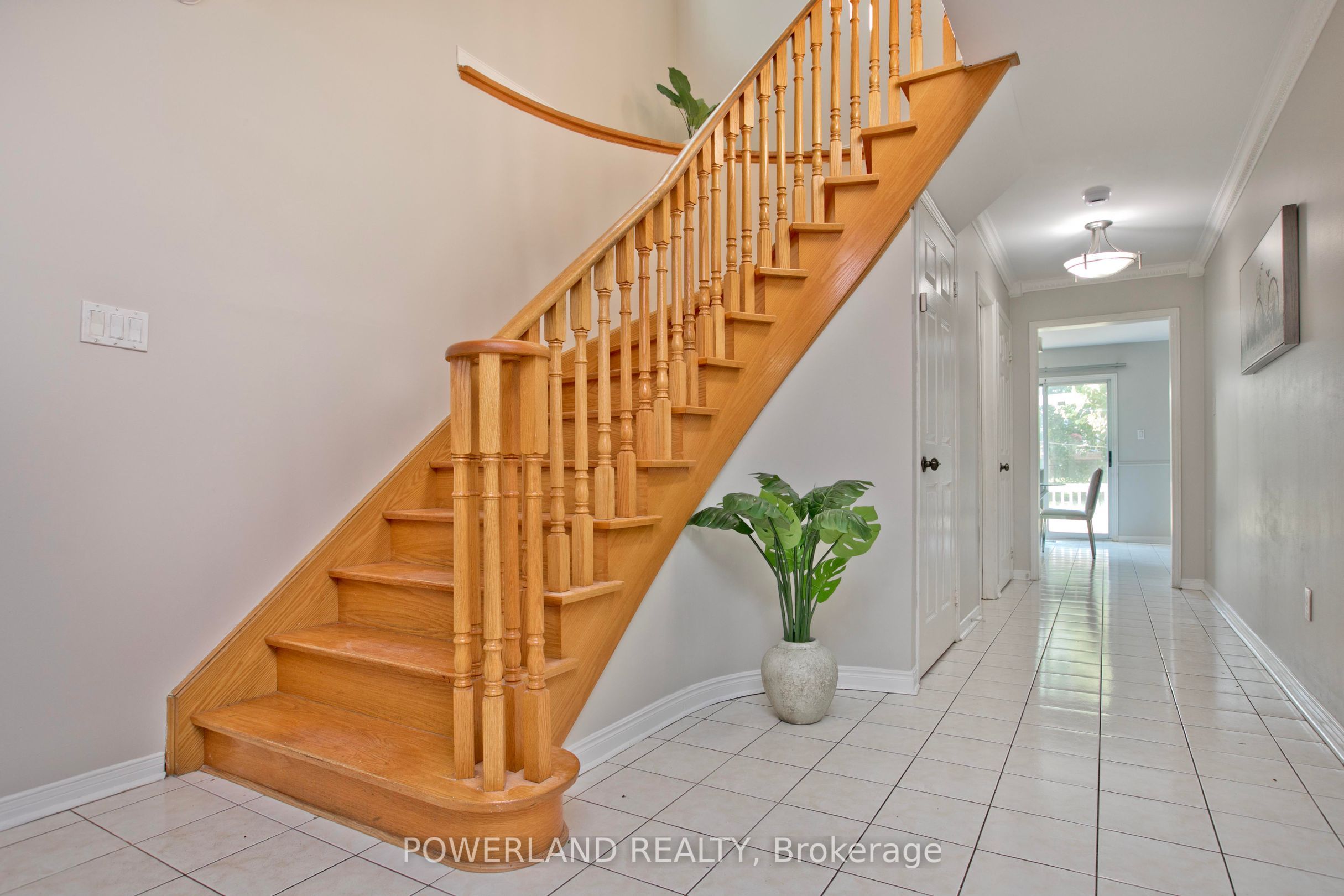 2441 Strathmore Crescent, Mississauga, ON L5M 5K2 photo 4