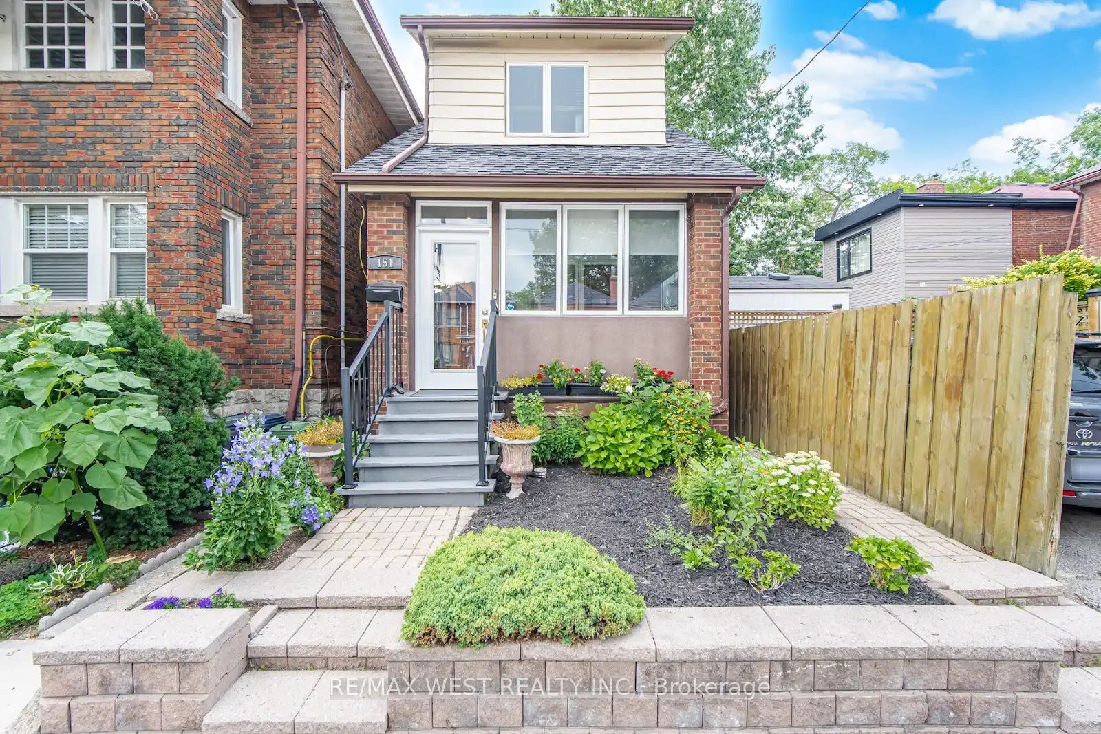 151 Jane Street, Toronto, ON M6S 3Y8 photo 3