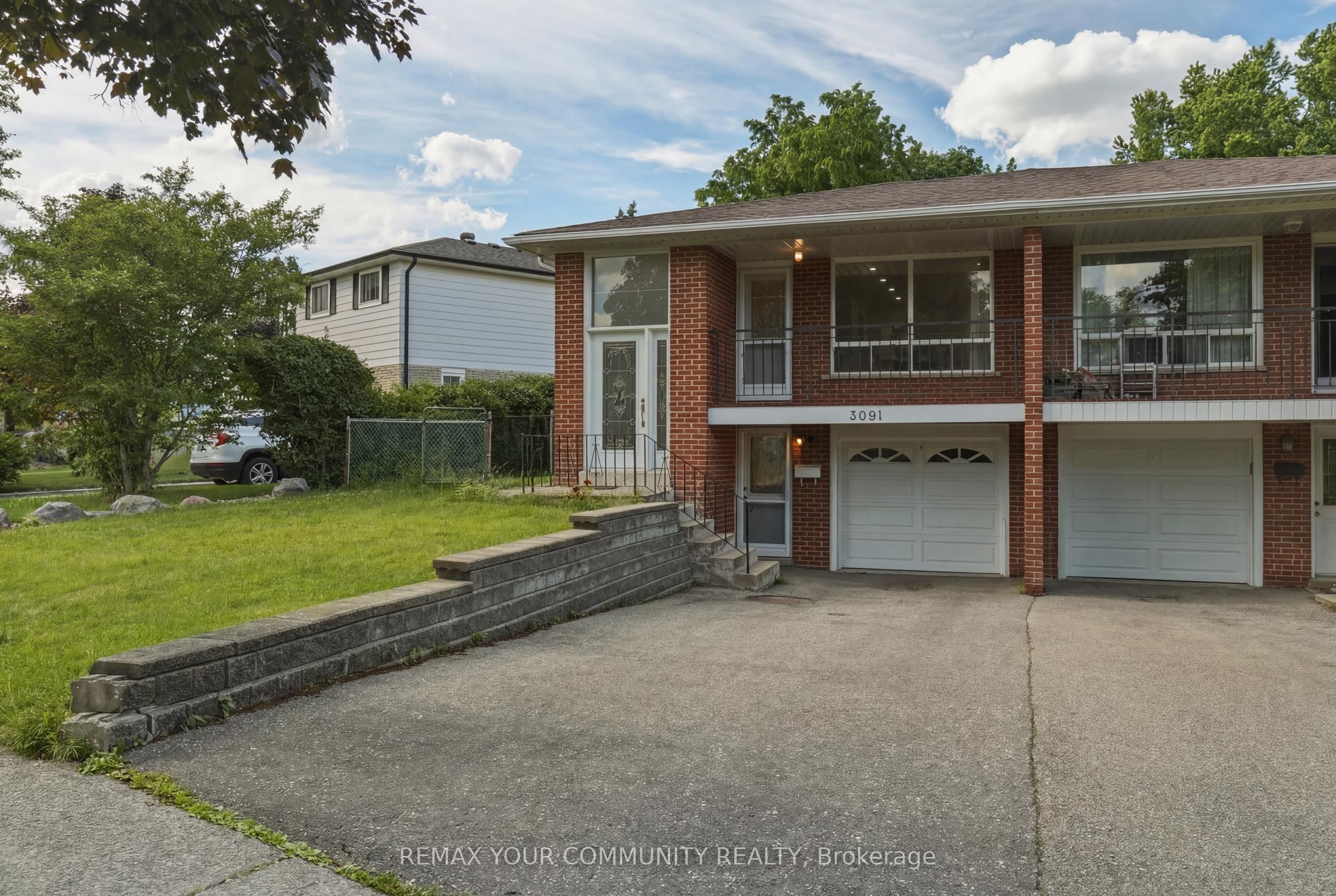 3091 Rymal Road, Mississauga, ON L4Y 3B4 photo 2
