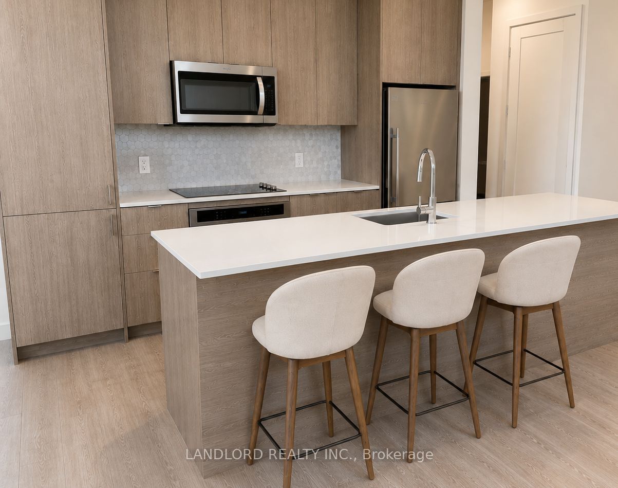 5 Mabelle Avenue Ph33, Toronto, ON M9A 4Y1 photo 3