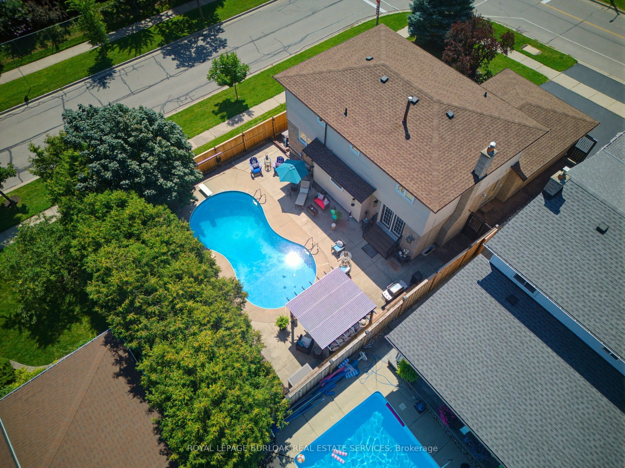 2325 Duncaster Drive, Burlington, ON L7P 4C3 photo 2