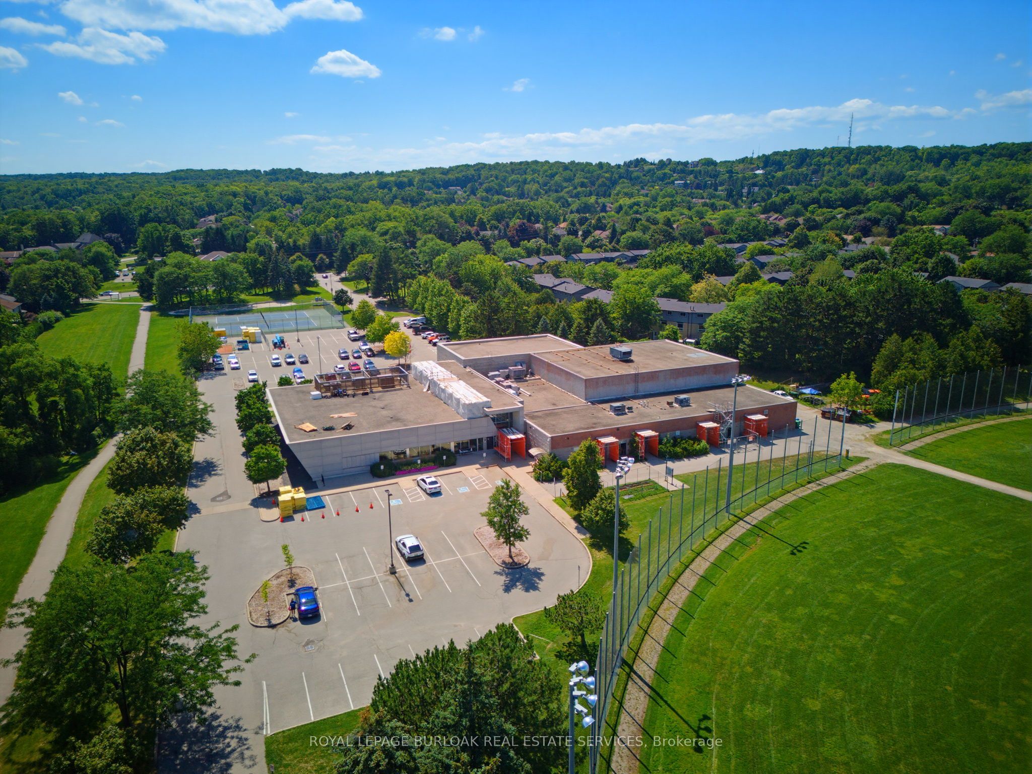 2325 Duncaster Drive, Burlington, ON L7P 4C3 photo 4