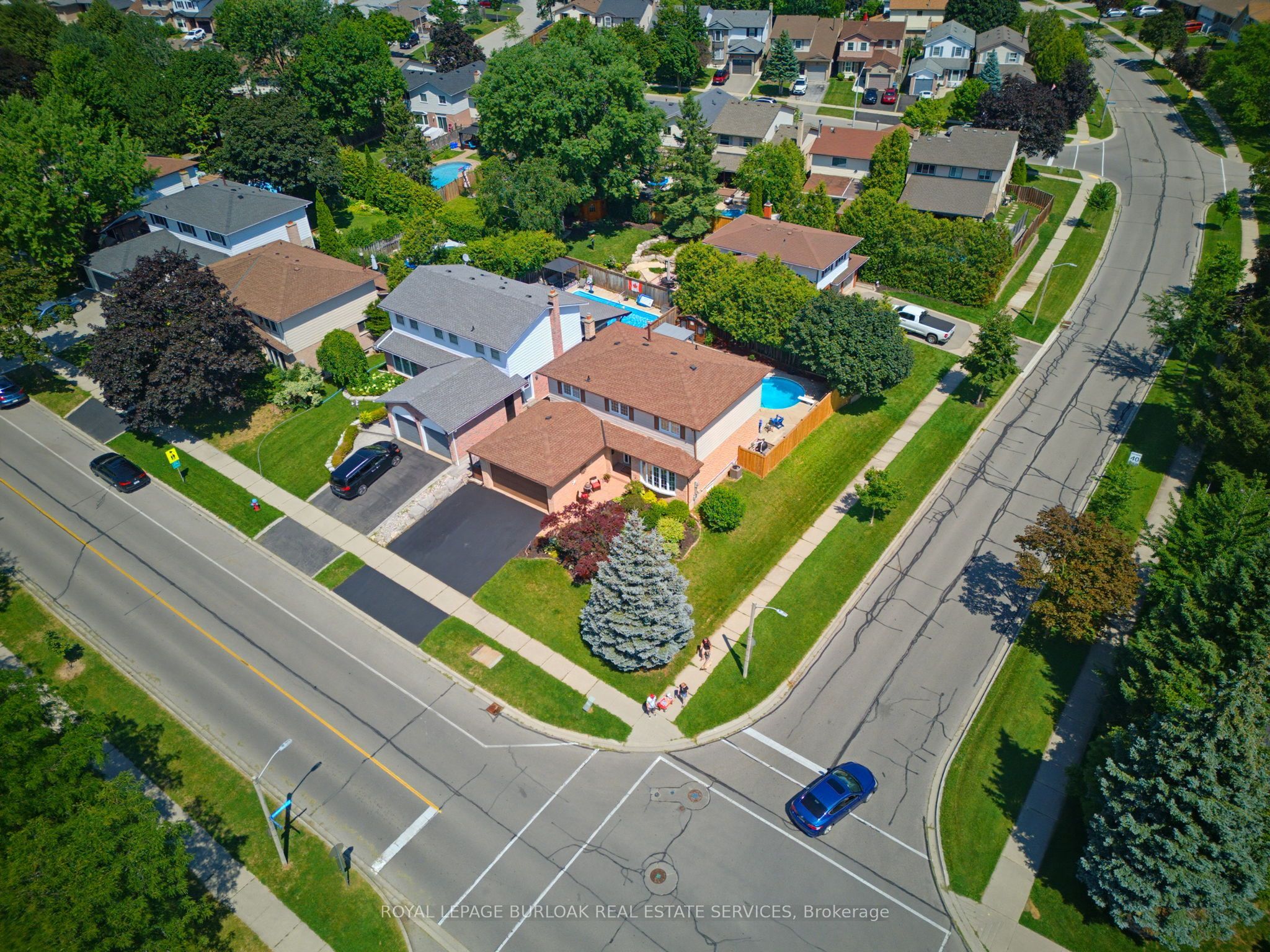 2325 Duncaster Drive, Burlington, ON L7P 4C3 photo 5