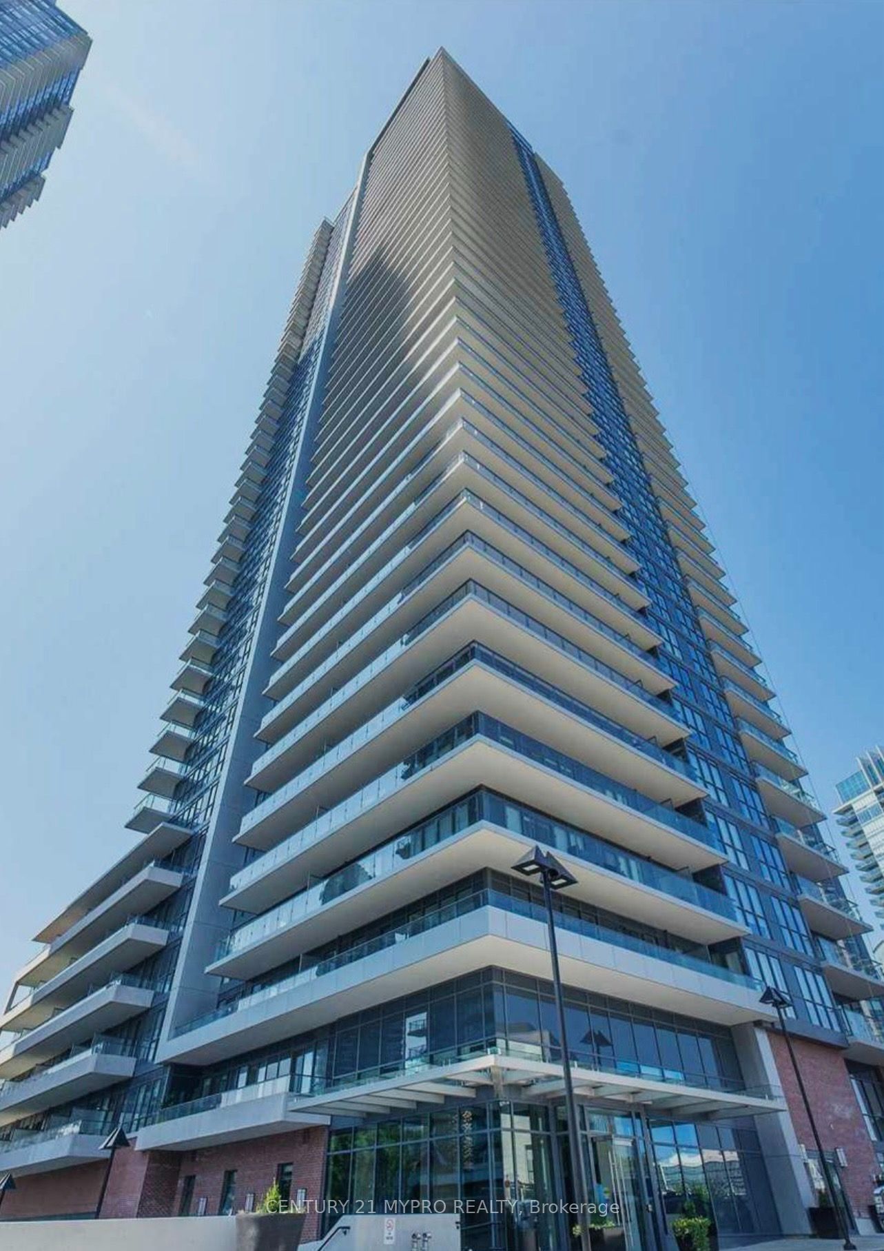 10 Park Lawn Road 810, Toronto, ON M8V 0H9