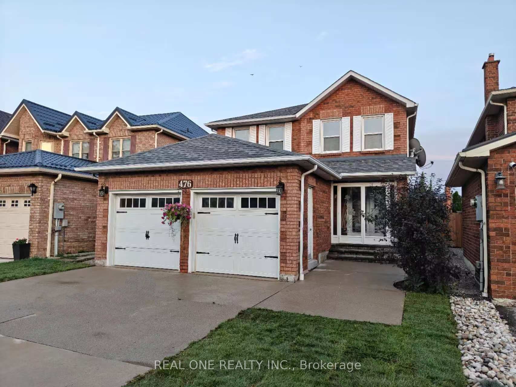 476 Bud Gregory Boulevard, Mississauga, ON L4Z 2K4