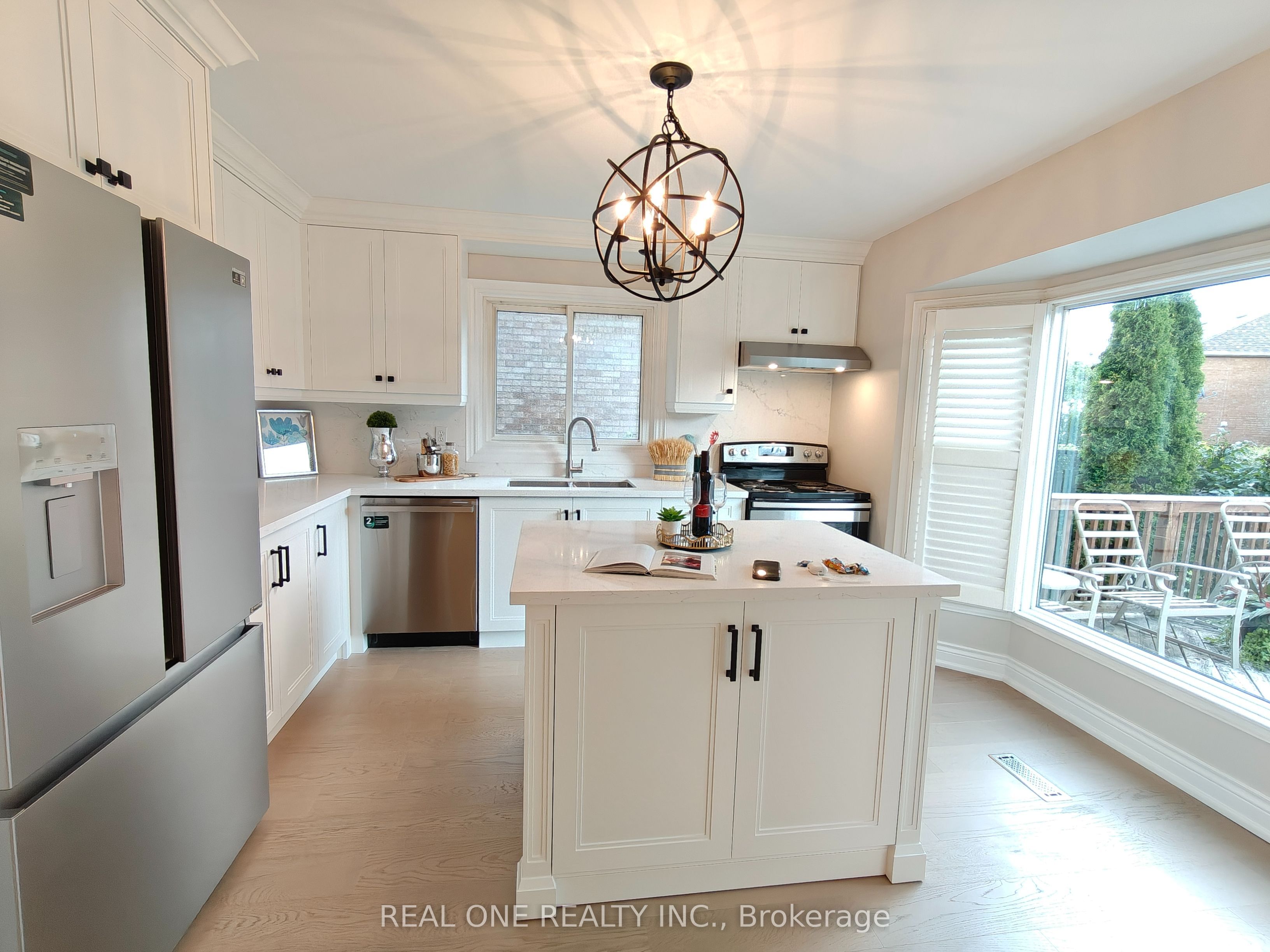 476 Bud Gregory Boulevard, Mississauga, ON L4Z 2K4 photo 5