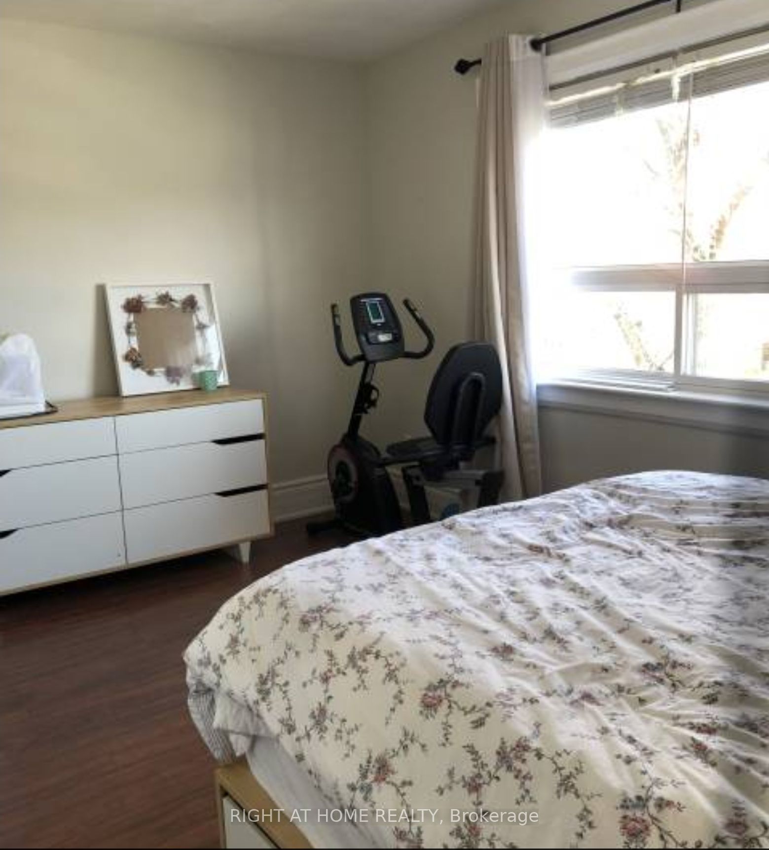 43 Bowie Avenue, Toronto, ON M6E 2P2 photo 5