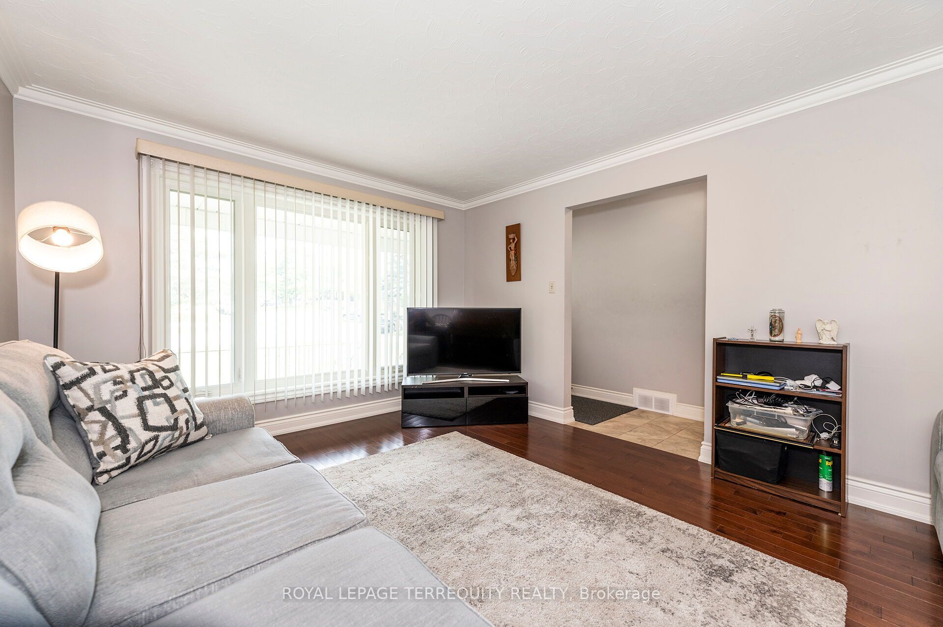 19 Battersea Crescent, Toronto, ON M6L 1G7 photo 5