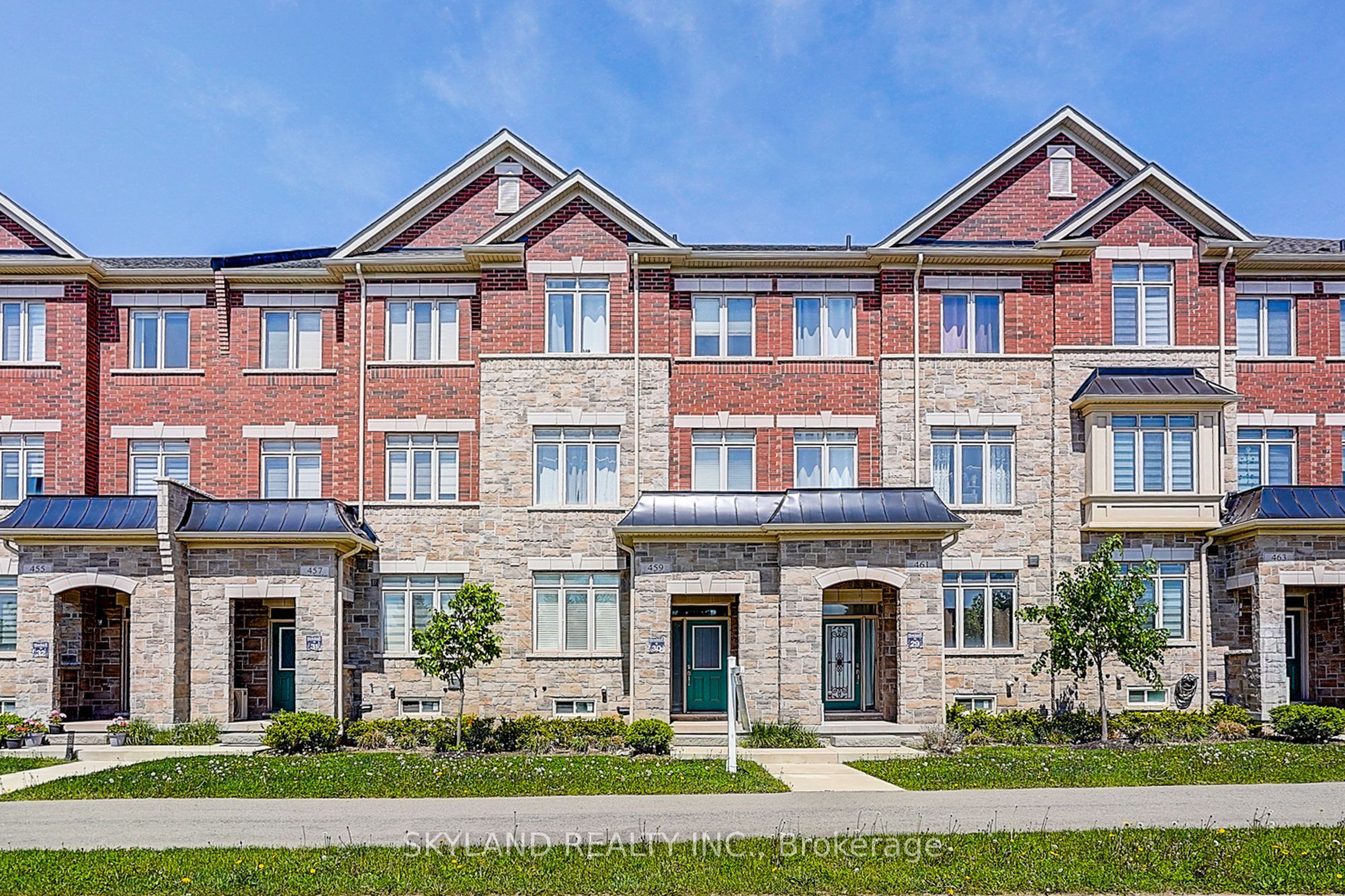 459 Dundas Street E, Oakville, ON L6H 3P4