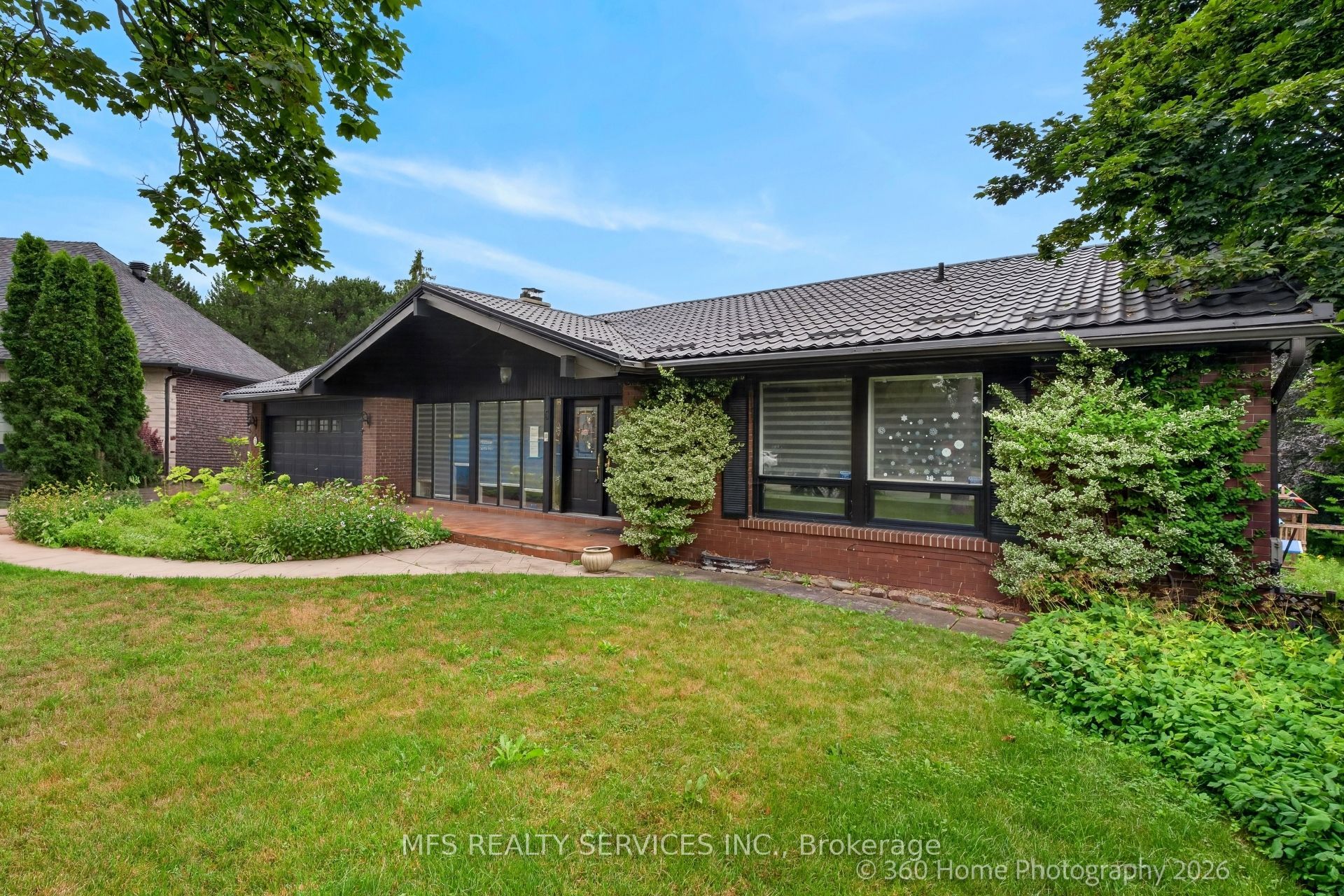 5 Morley Court, Toronto, ON M9A 4T8 photo 3