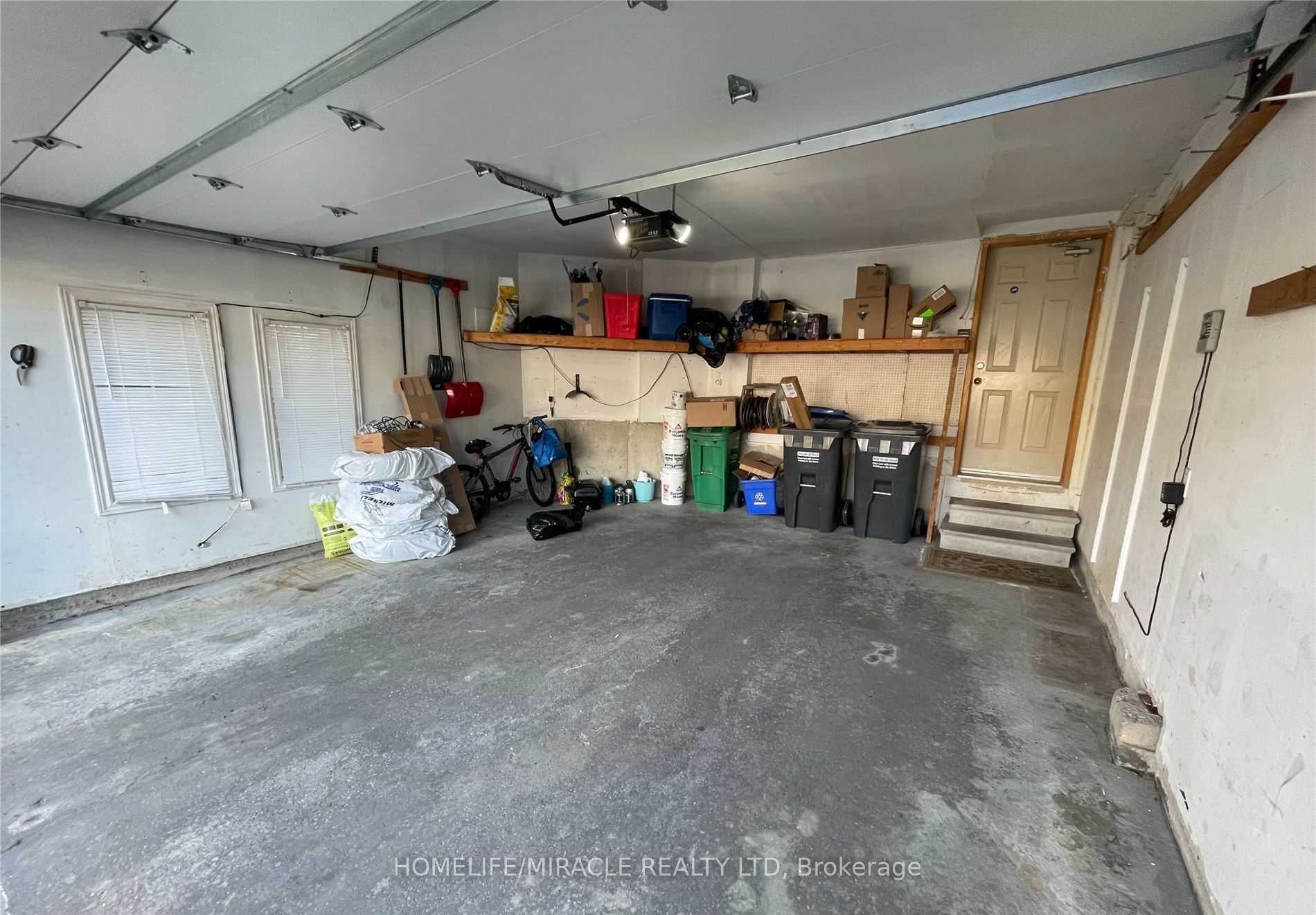 6 Sweet Briar Lane Bsmt, Brampton, ON L6Z 4V3 photo 2